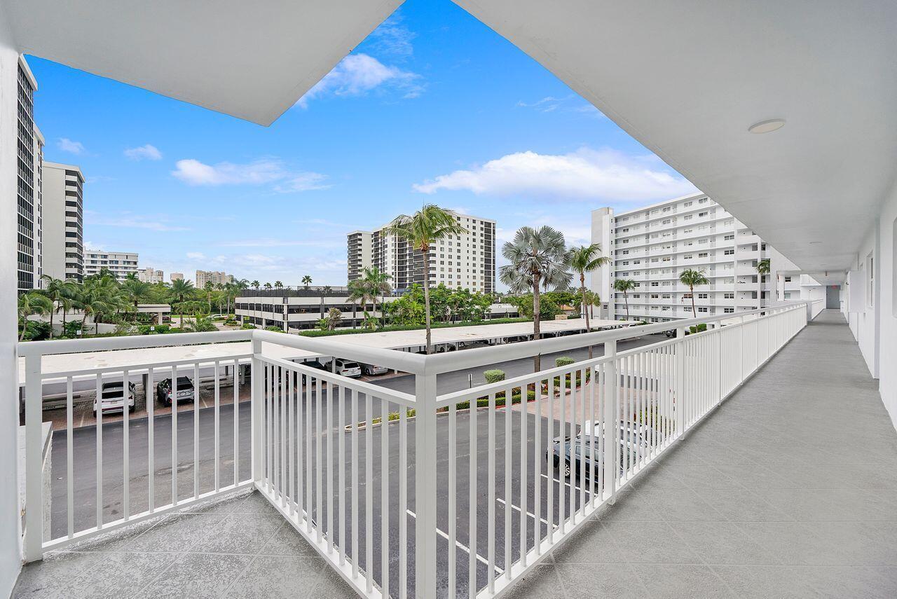 SEAGATE OF HIGHLAND CONDO - Residential
