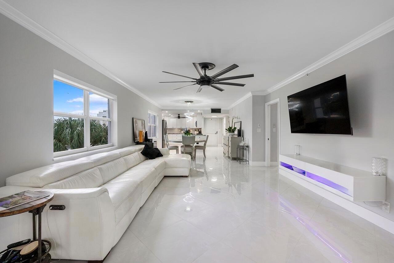SEAGATE OF HIGHLAND CONDO - Residential