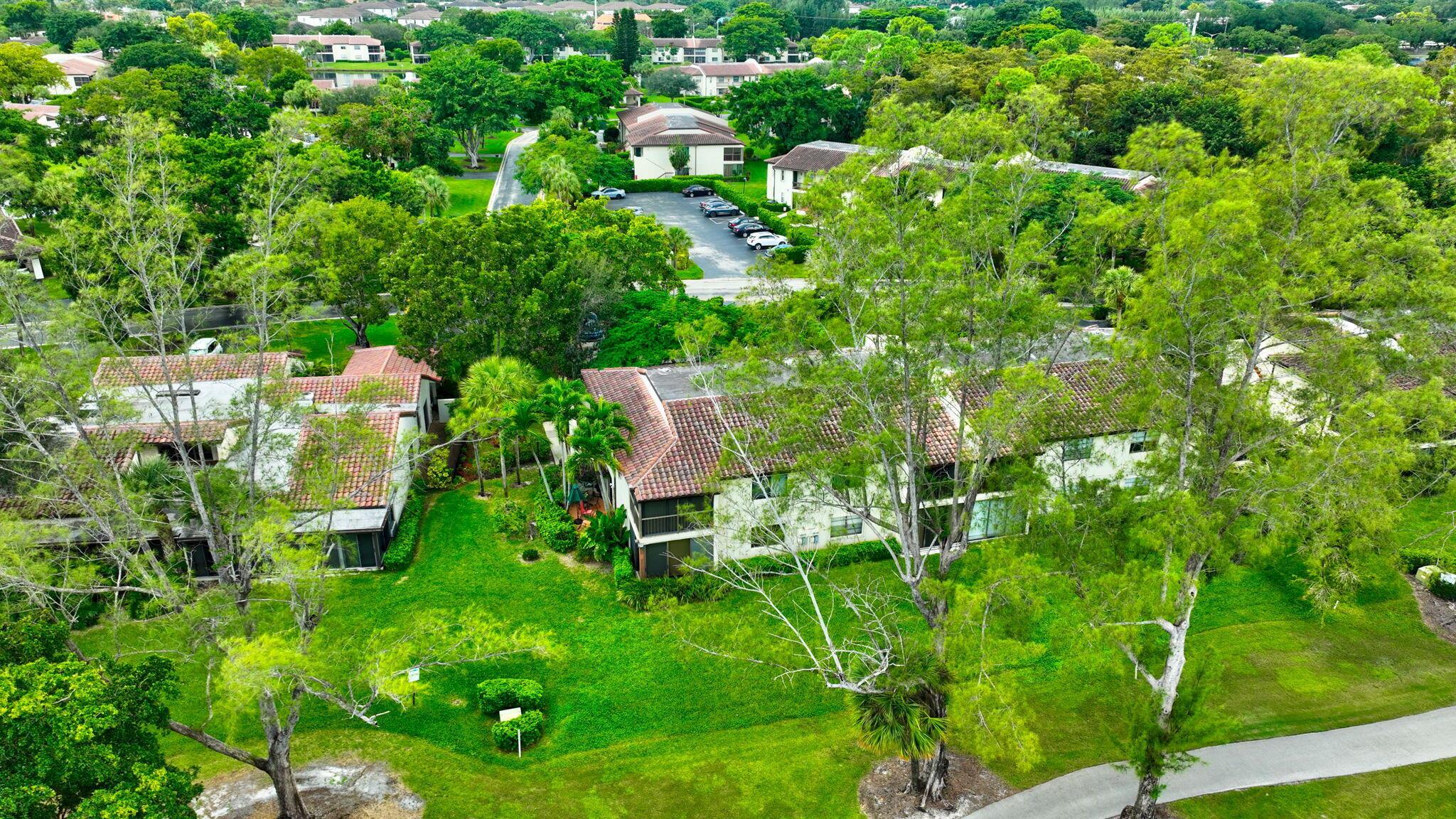 BOCA LAGO - Residential