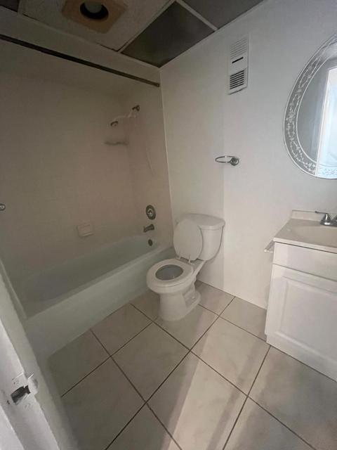 Photo of 480 EXECUTIVE CENTER Drive #2F, West Palm Beach, FL 33401 (MLS # B26079354)