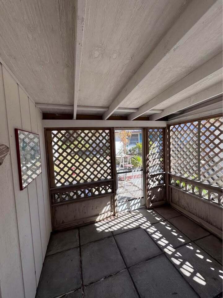 INDIAN RIVER ESTATES - Residential Lease