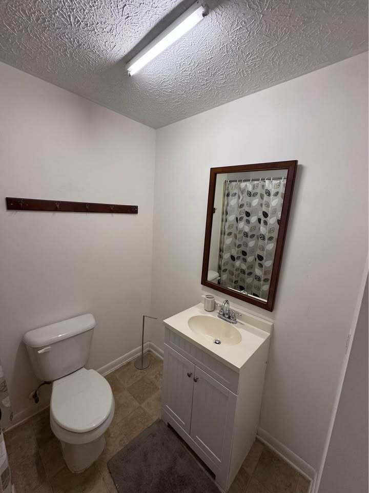 INDIAN RIVER ESTATES - Residential Lease