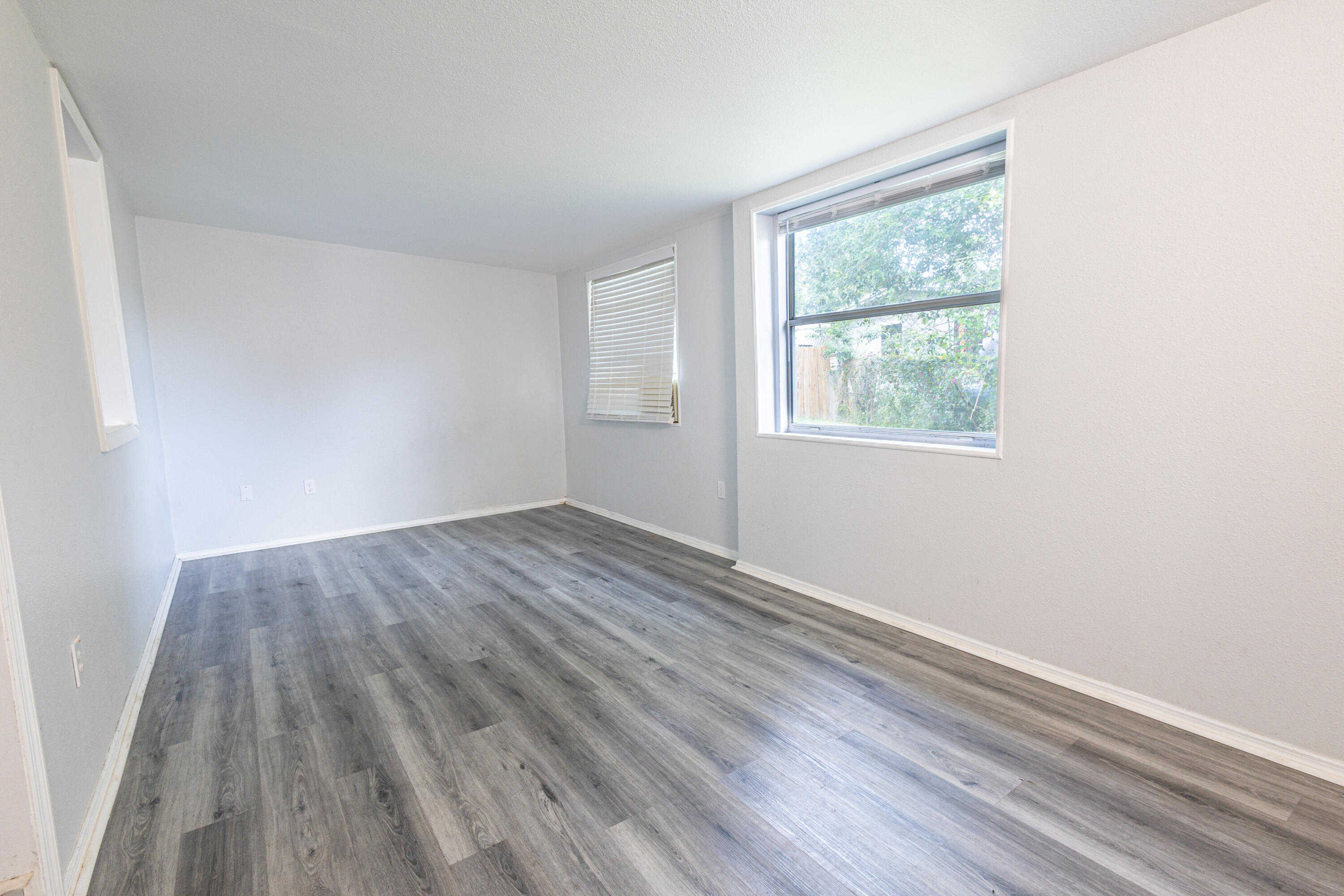 RIVER PARK UNIT 5 - Residential