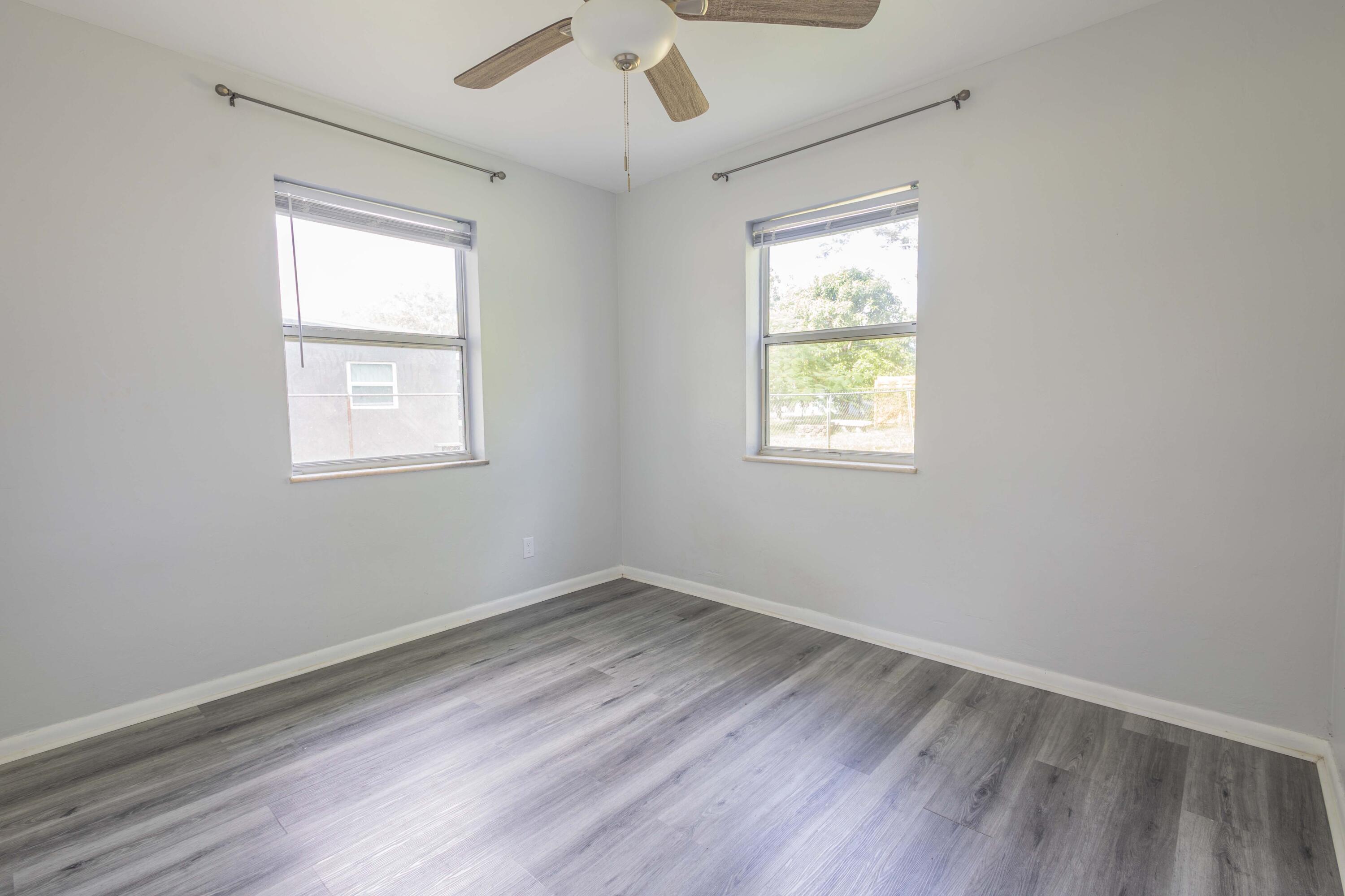 RIVER PARK UNIT 5 - Residential