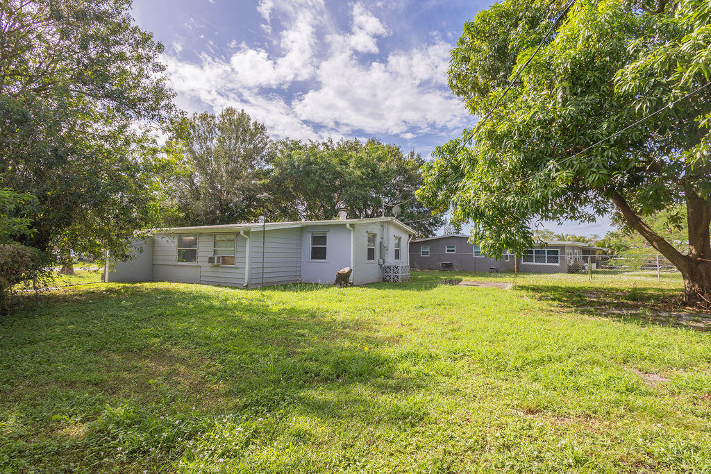 RIVER PARK UNIT 5 - Residential