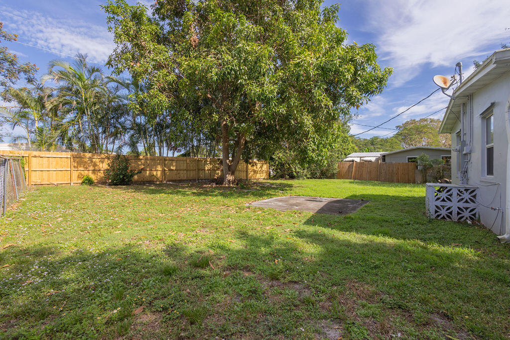 RIVER PARK UNIT 5 - Residential