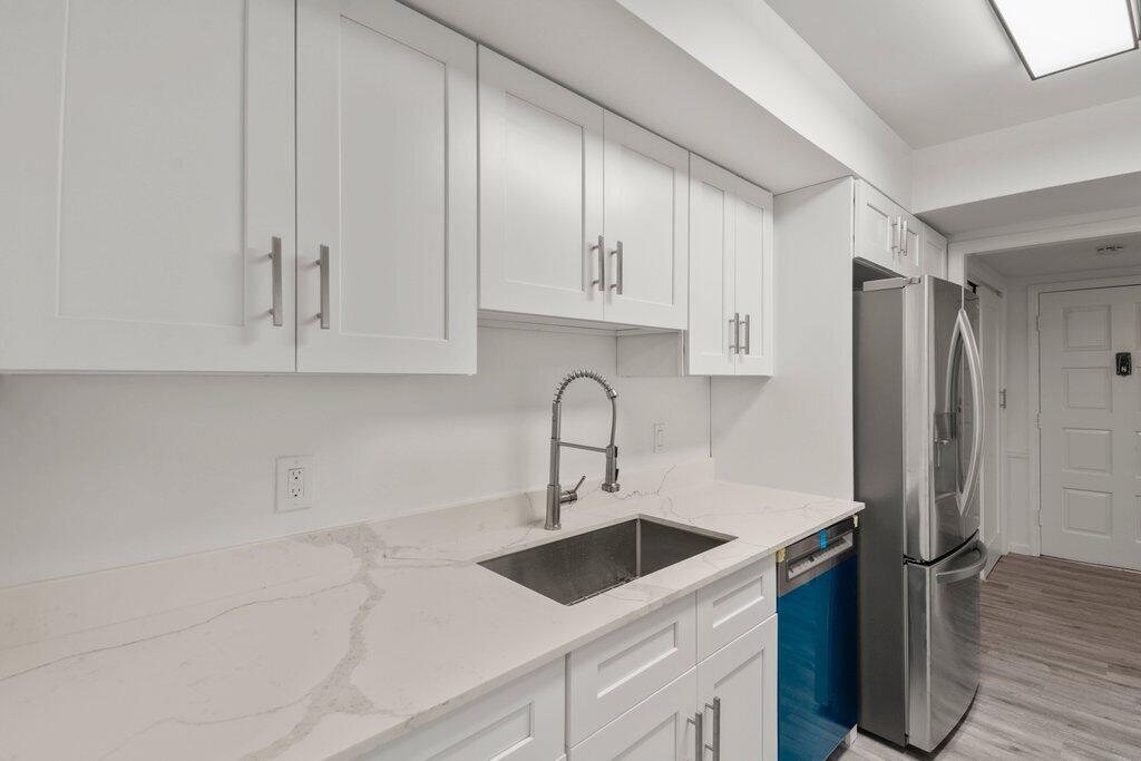 LONGWOOD 2 CONDO - Residential