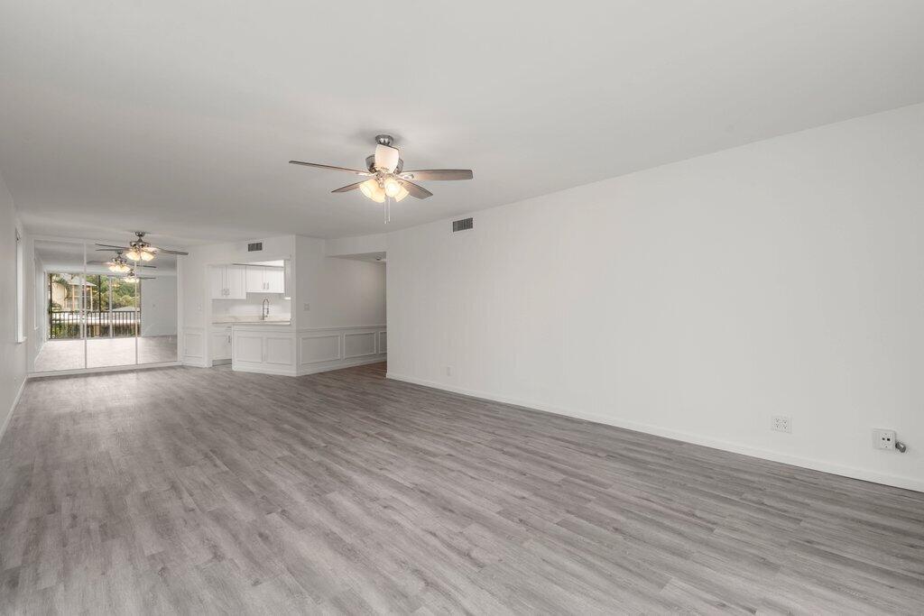 LONGWOOD 2 CONDO - Residential