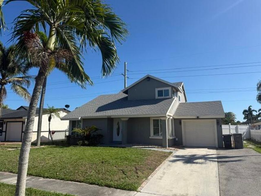 Beautifully renovated 4-bedroom home in a prime central location! This spacious property features a modern kitchen with granite countertops and stainless steel appliances, tile flooring on the main level, and wood flooring upstairs. The master bedroom is conveniently located on the first floor. Enjoy a huge backyard perfect for outdoor living. No HOA and close to shopping, dining, schools, and major roadways. A fantastic rental opportunity!