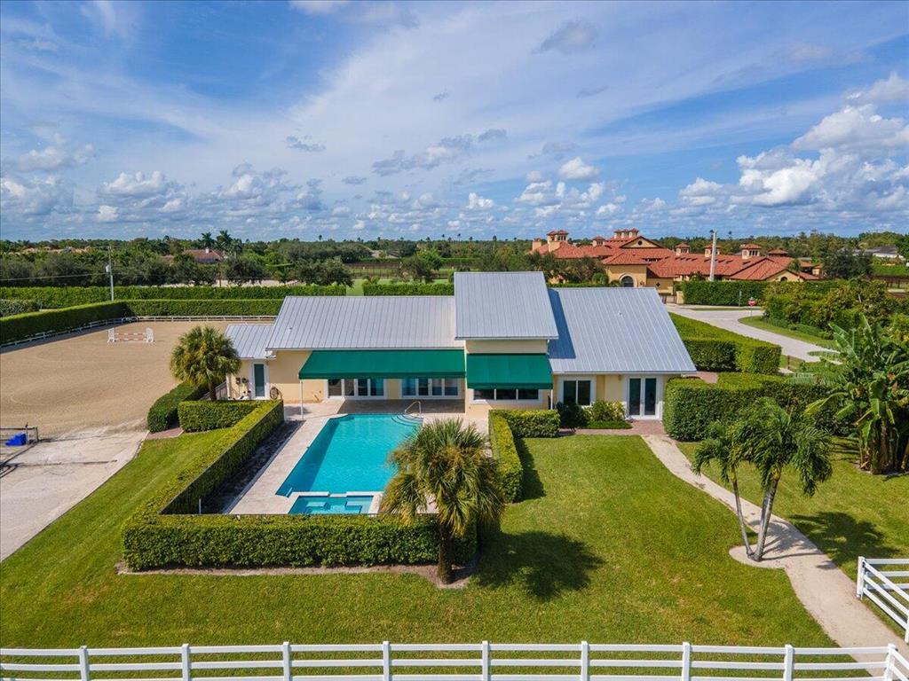 SADDLE TRAIL PARK OF WELLINGTON - Residential