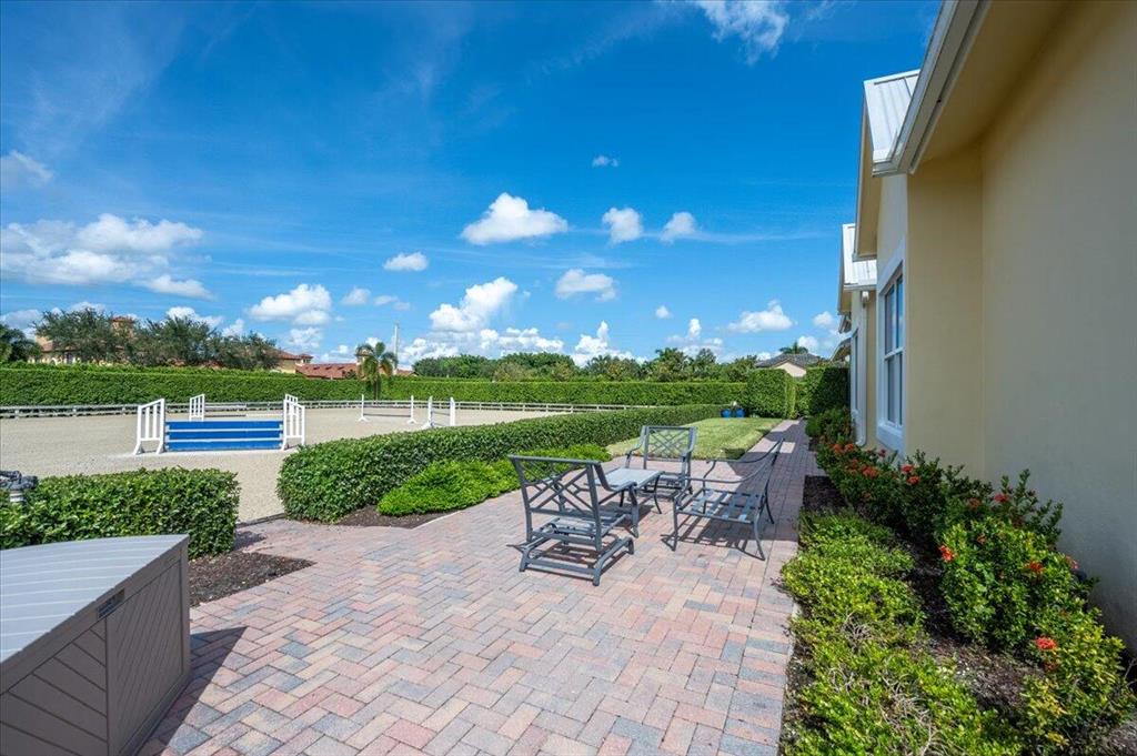 SADDLE TRAIL PARK OF WELLINGTON - Residential