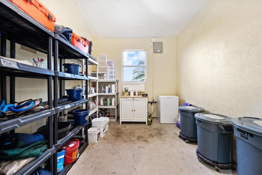 SADDLE TRAIL PARK OF WELLINGTON - Residential