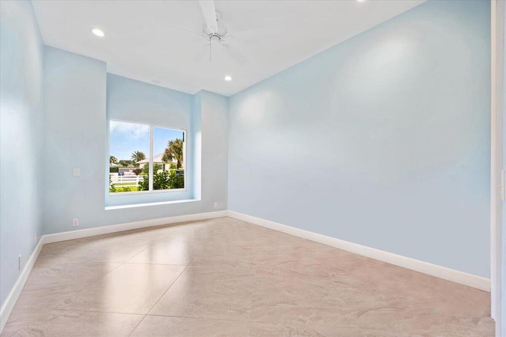 SADDLE TRAIL PARK OF WELLINGTON - Residential