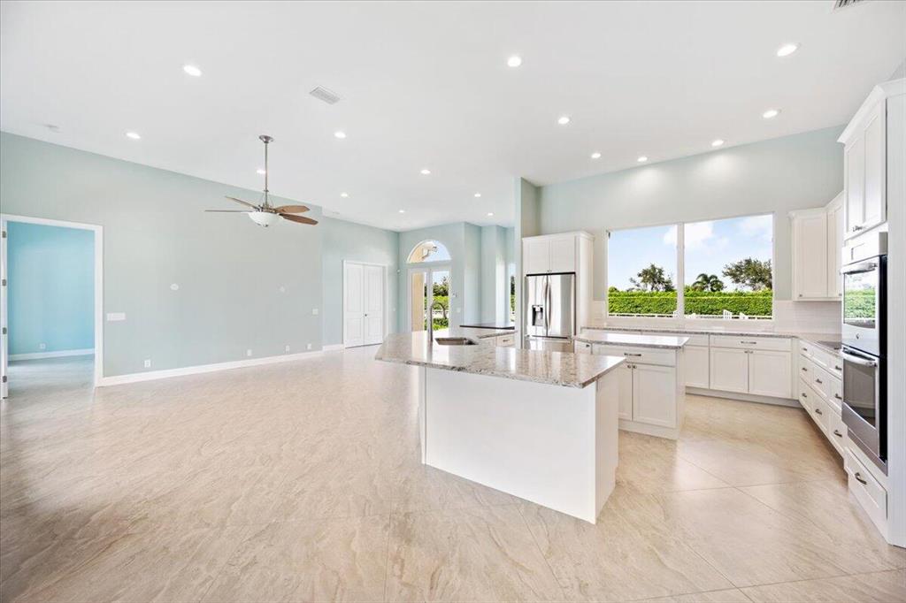 SADDLE TRAIL PARK OF WELLINGTON - Residential