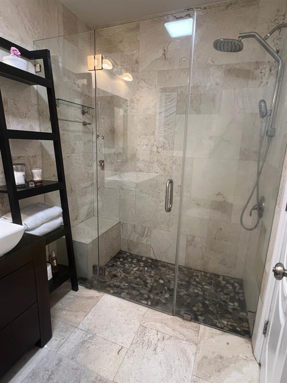 Meekins Hills 32-32 B - Residential