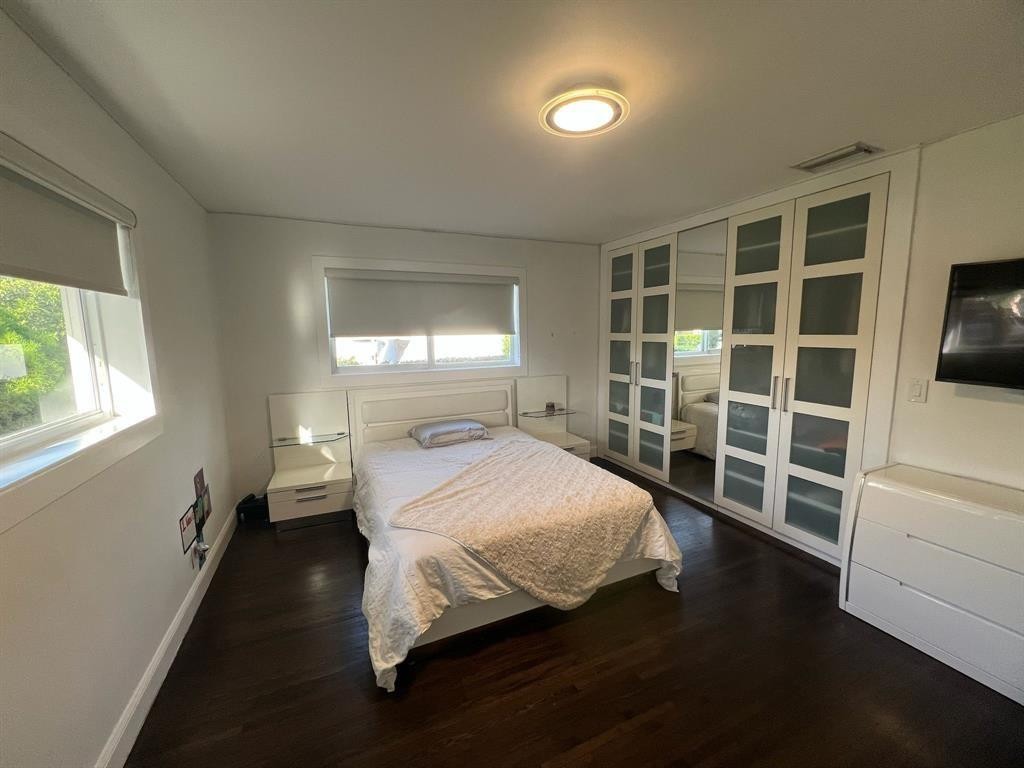 Meekins Hills 32-32 B - Residential