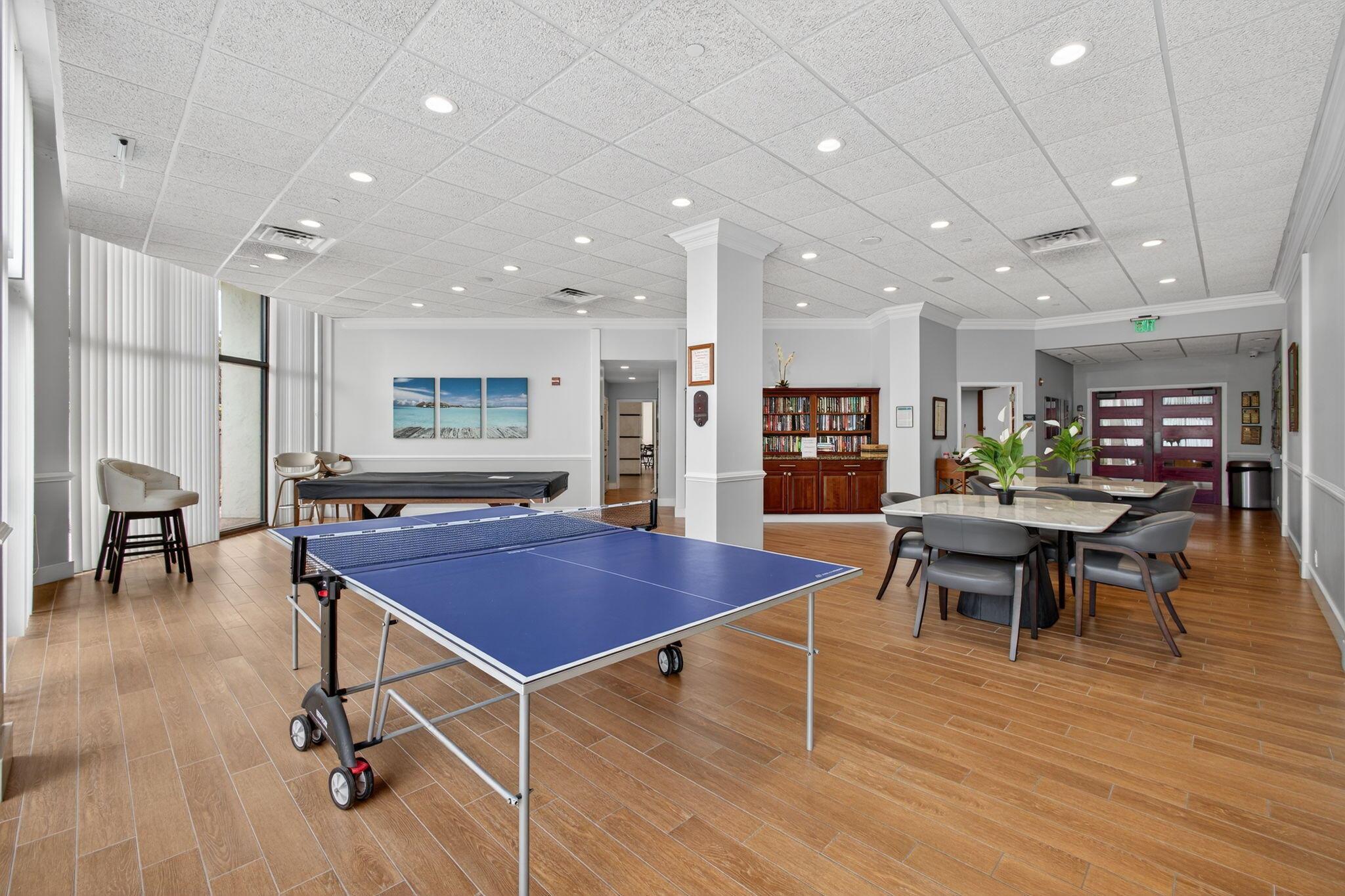 PRINCESS OF HUTCHINSON IS - Residential