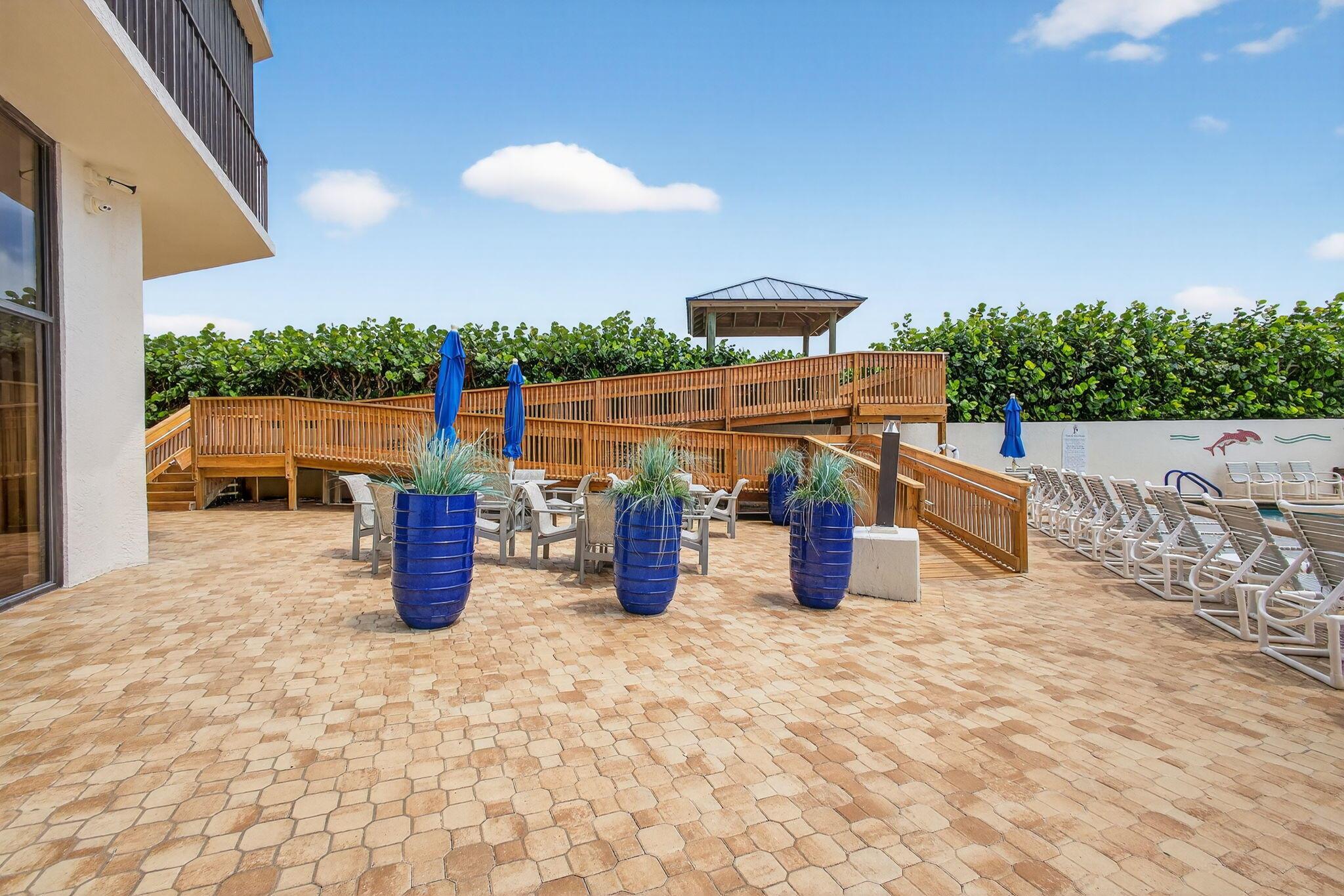 PRINCESS OF HUTCHINSON IS - Residential