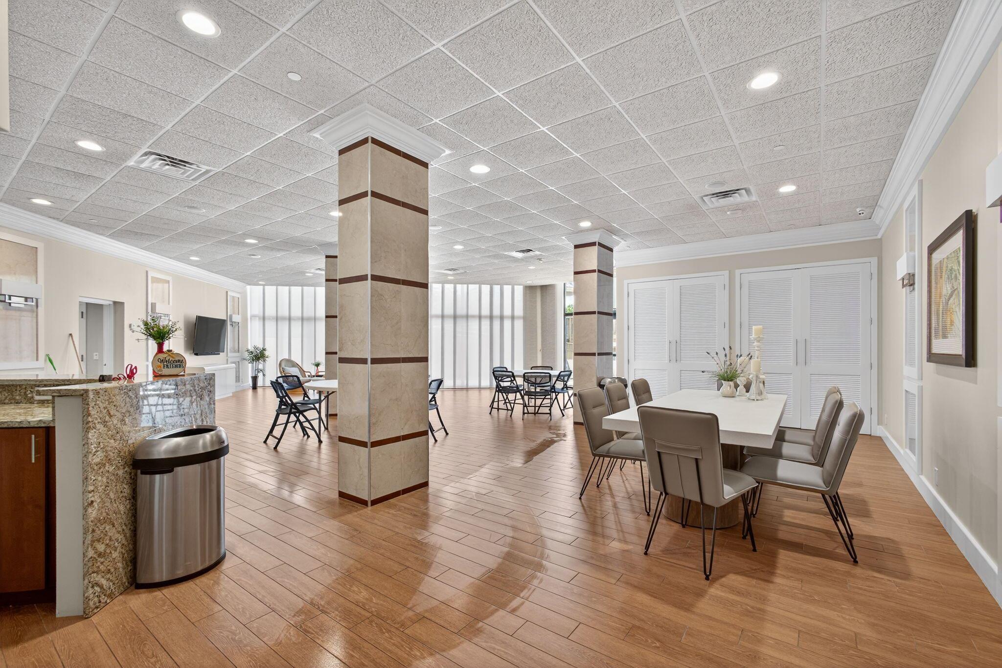 PRINCESS OF HUTCHINSON IS - Residential