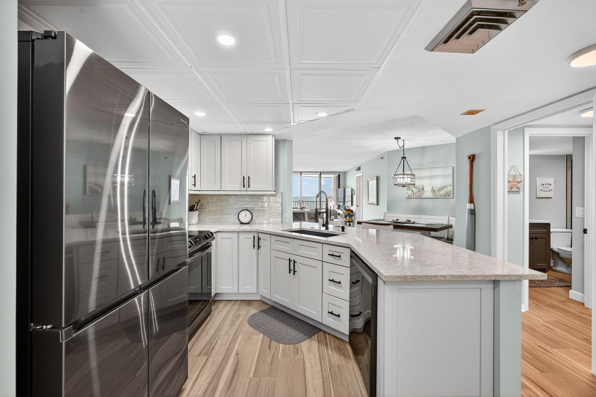 PRINCESS OF HUTCHINSON IS - Residential