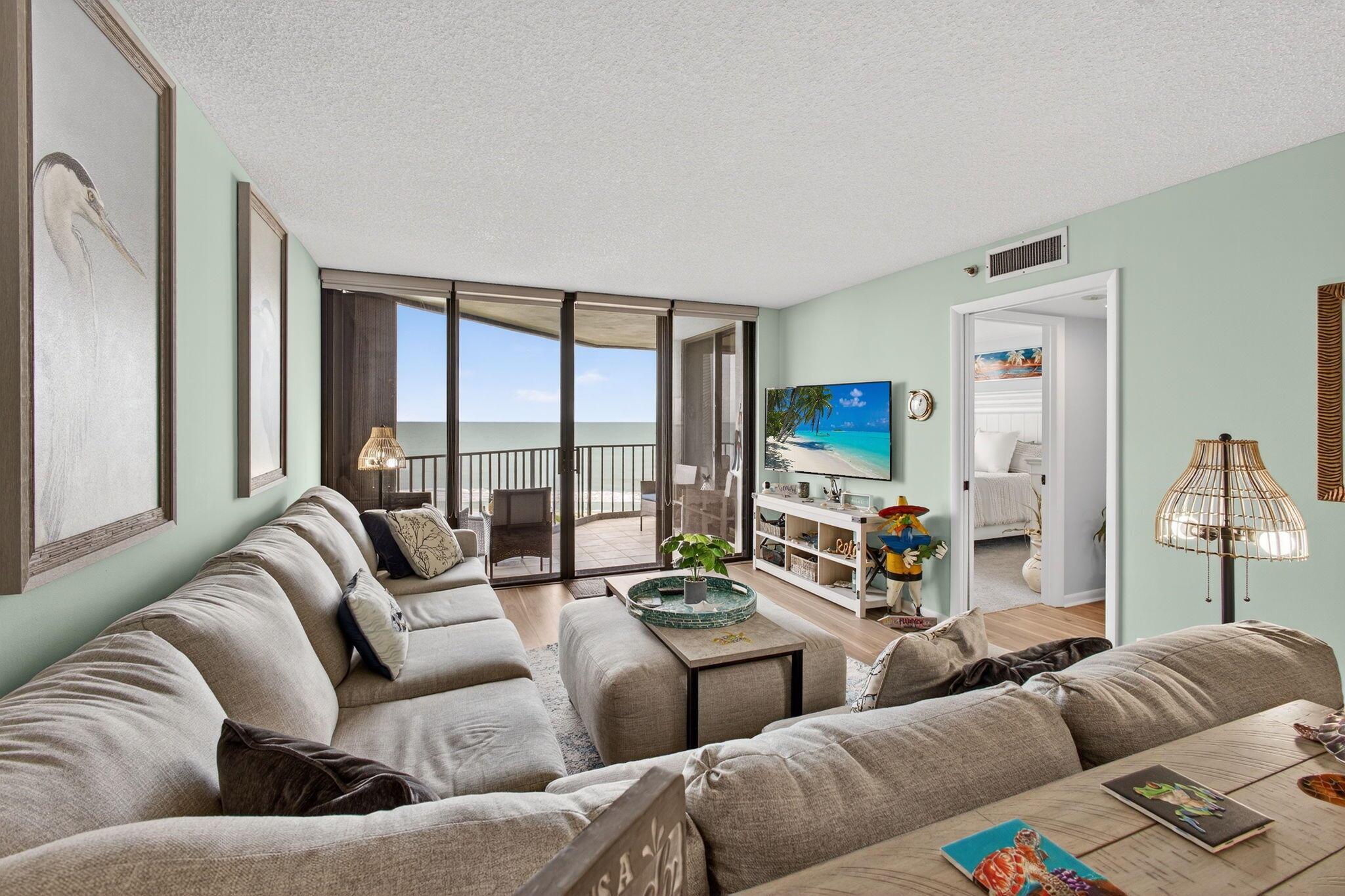 PRINCESS OF HUTCHINSON IS - Residential