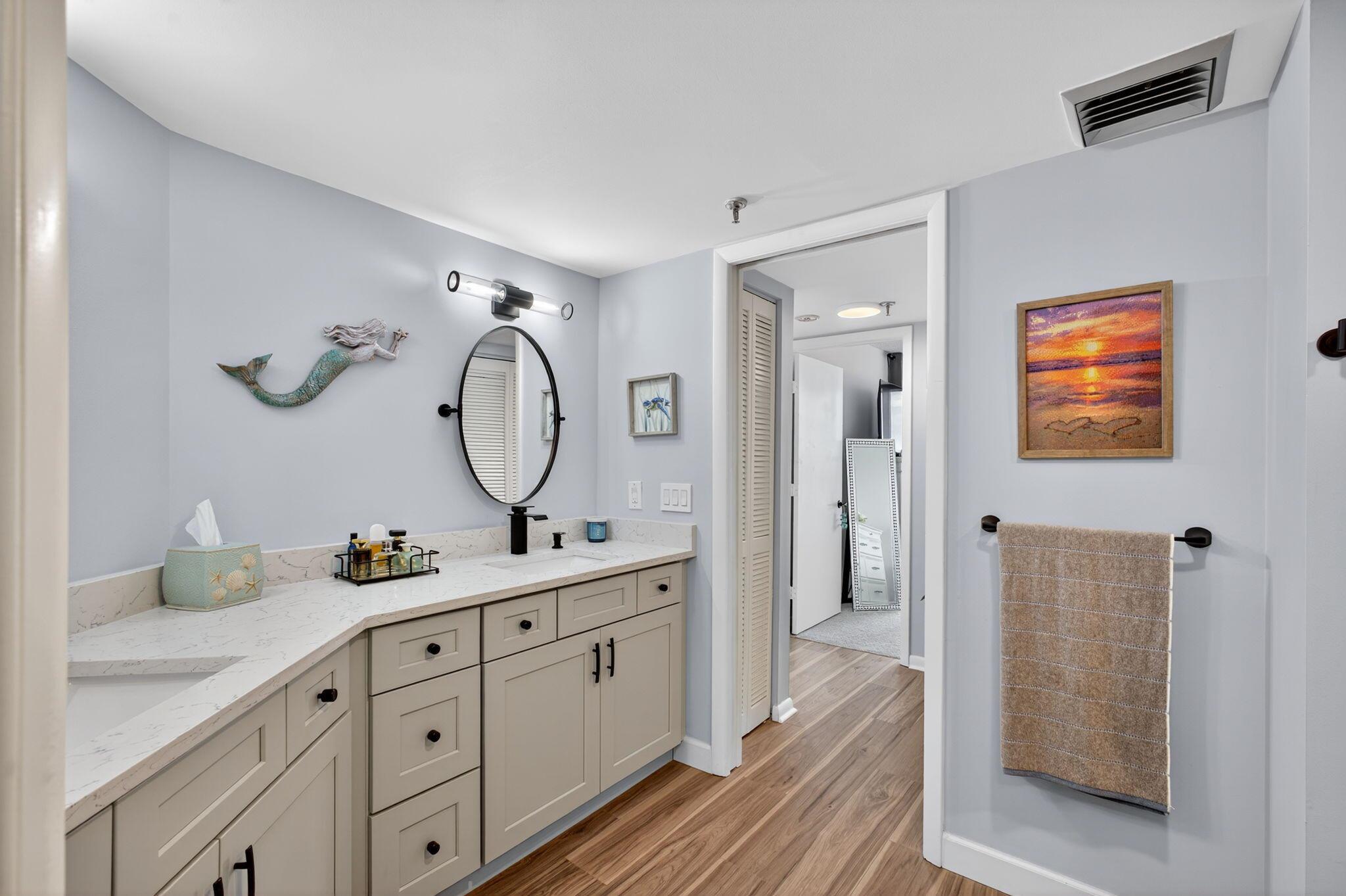 PRINCESS OF HUTCHINSON IS - Residential