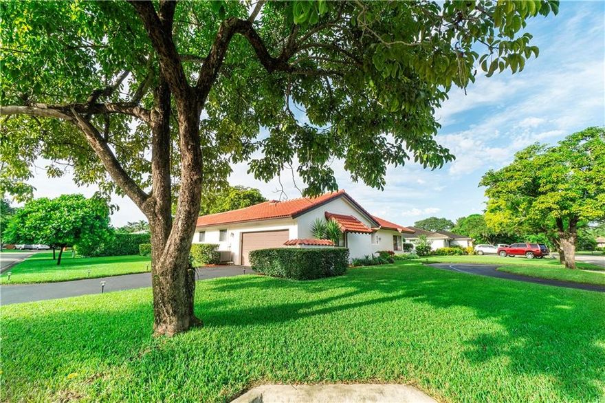 Welcome home to this immaculate 4 bedroom 2.5 bathrooms with NEW ROOF (2020) and screened pool with multi color lighting on oversized (11,175 sf) private interior corner lot. Great curb appeal, circular drive plus side drive with large insulated hurricane overhead garage door. Hurricane Shutters for all windows, alarm & cameras. Double door entry leads to spacious foyer, vaulted ceiling, plenty of natural light, spacious living room, family room ,and formal dining room for many flex rooms. Well planned kitchen with work/range island, pecan wood cabinets, desk, pantry, newer SS refrigerator and breakfast area all overlooking pool! Two AC's (one 2018) 2 cabana baths, plus tons of closets. Pool has lava filtration. NO HOA! Close to parks, tennis, schools, shopping in popular Maplewood.
