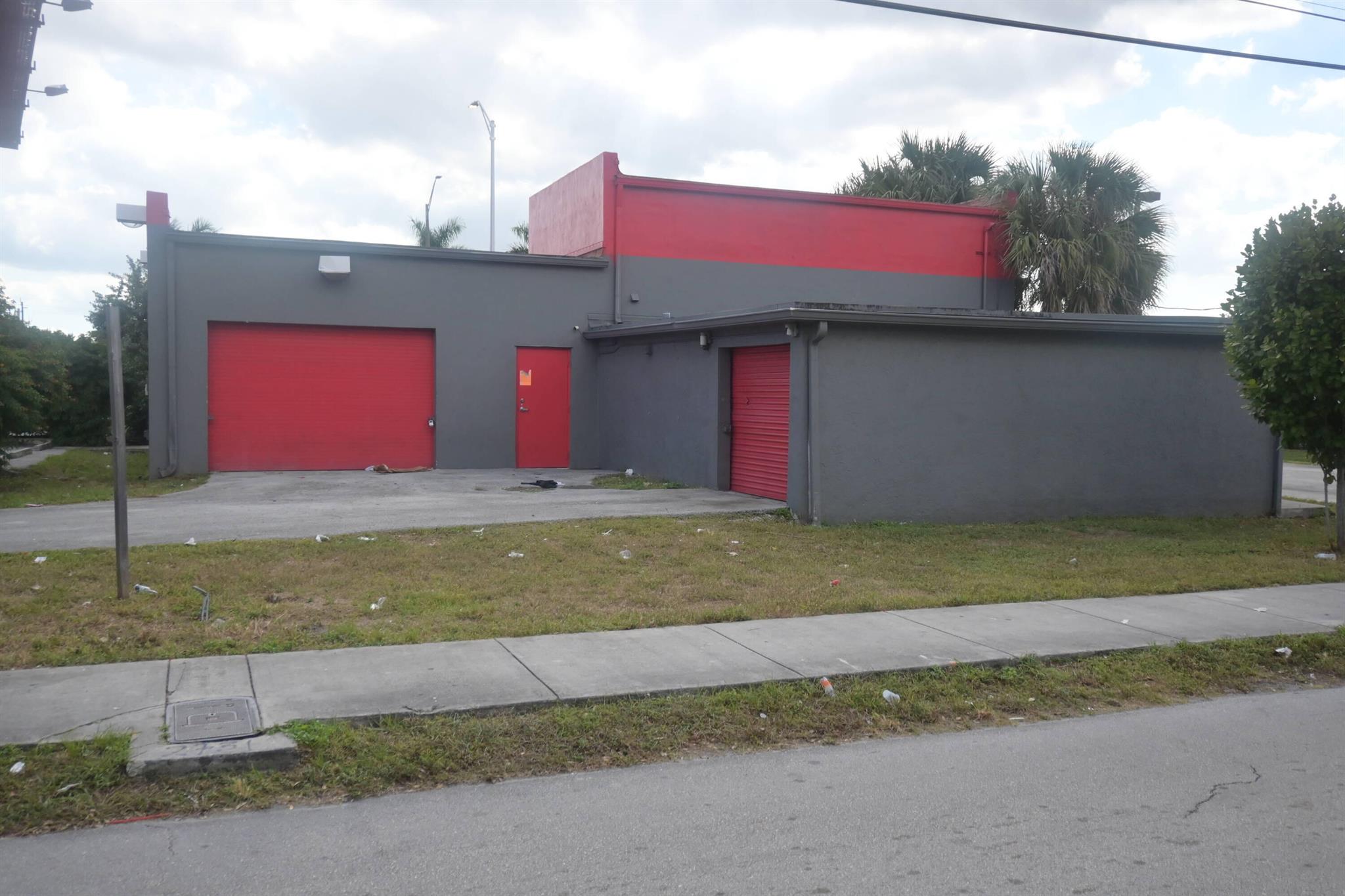 2731 W Broward Boulevard
