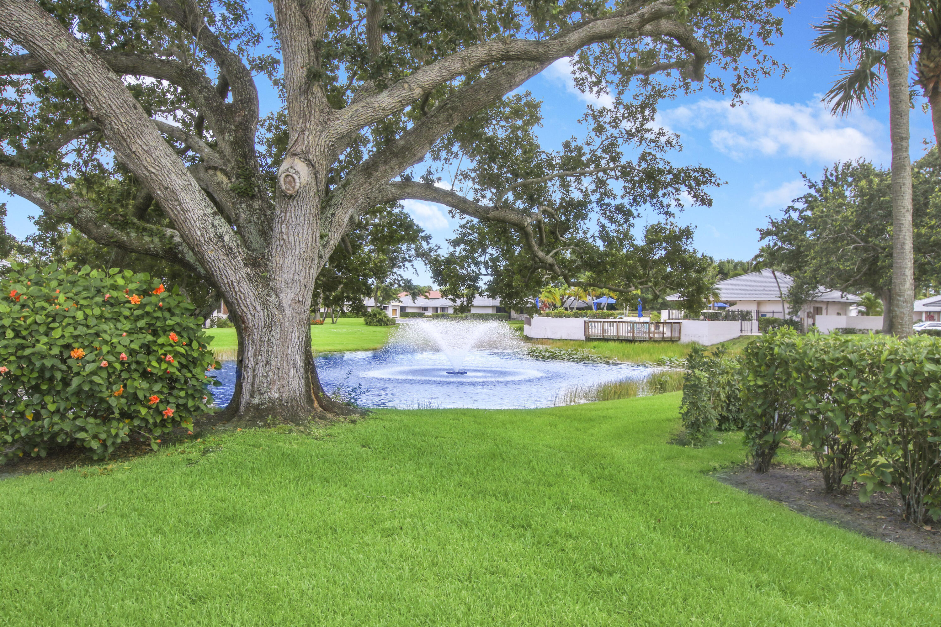 PGA CLUB COTTAGES - Residential Lease