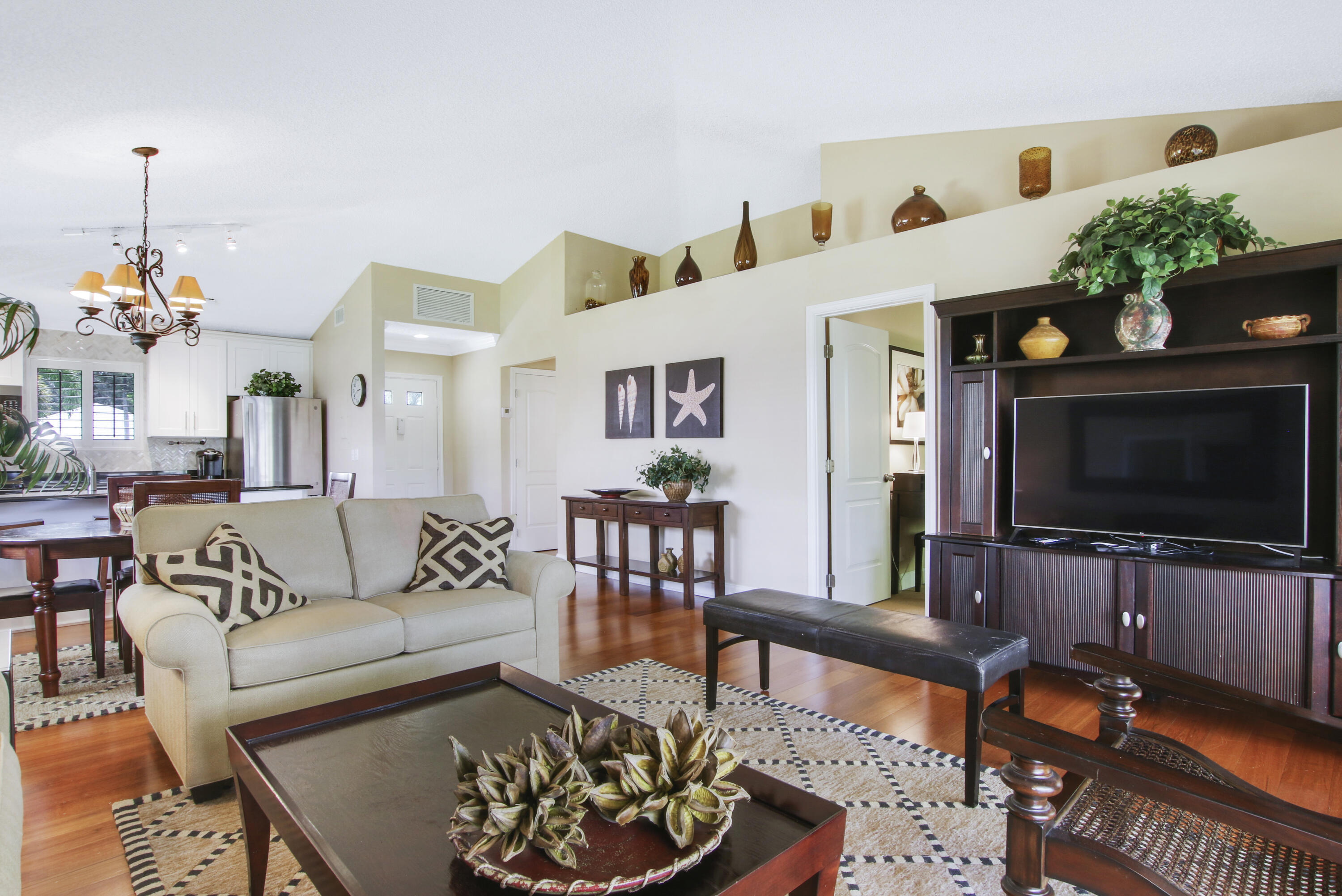 PGA CLUB COTTAGES - Residential Lease