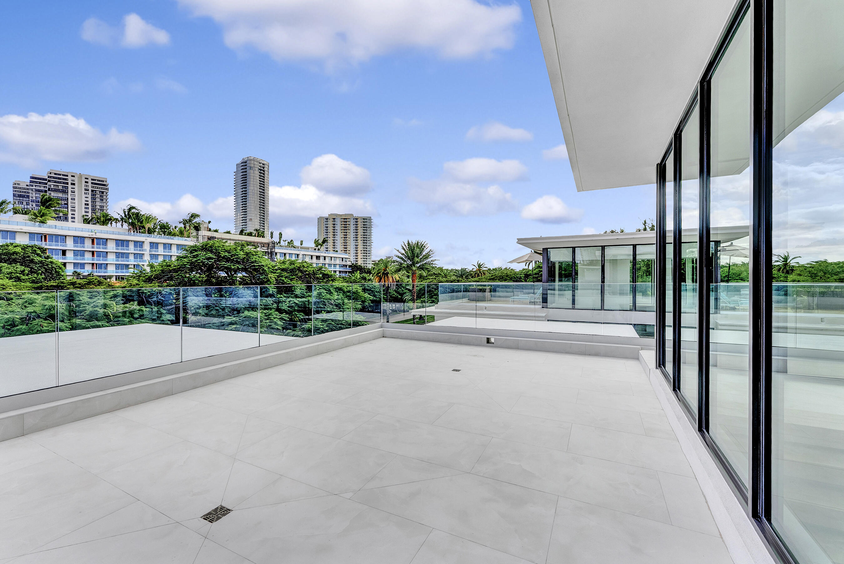 HOLLEMAN PARK - Residential