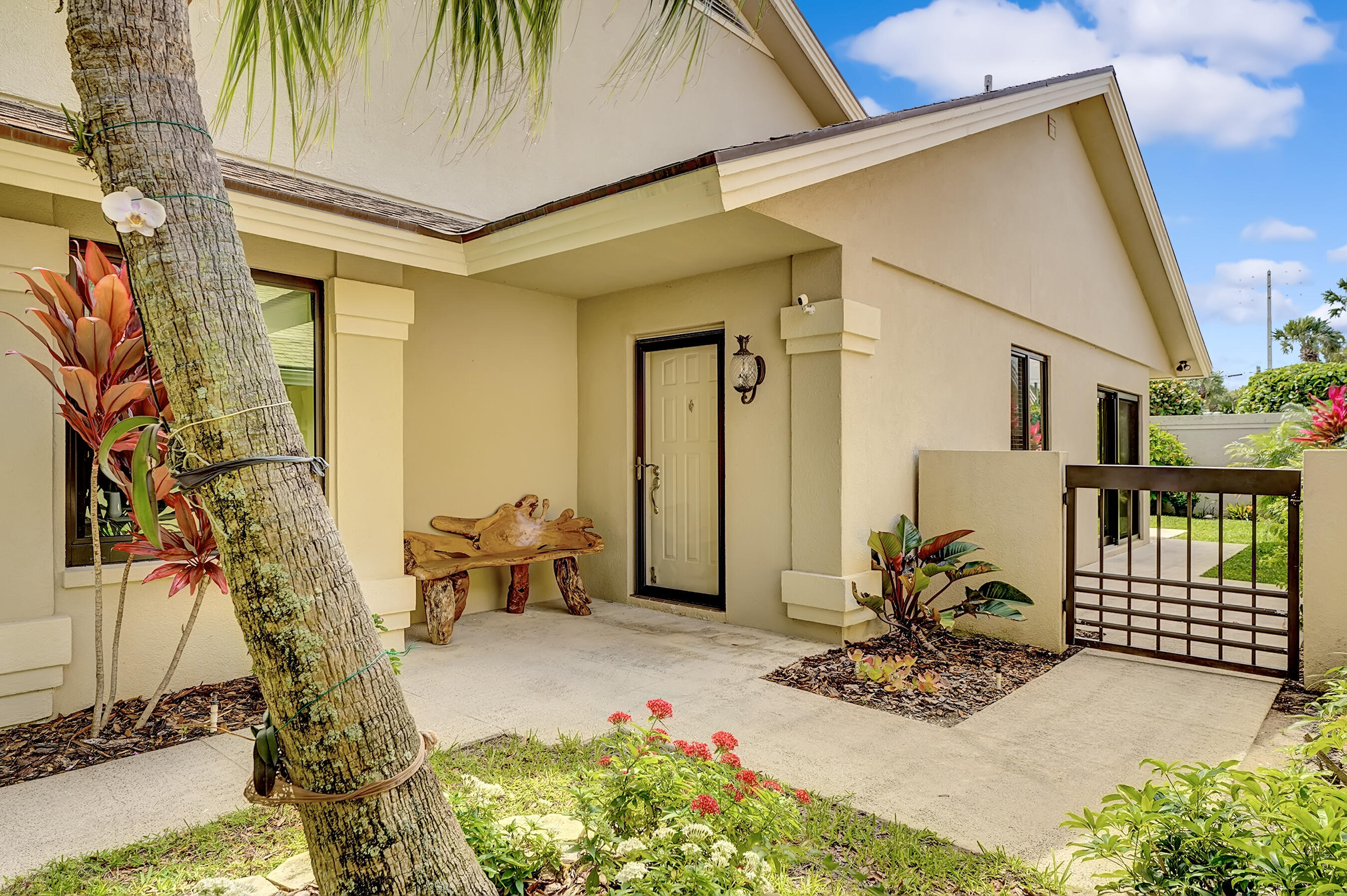 RIDGE AT THE BLUFFS - Residential Lease