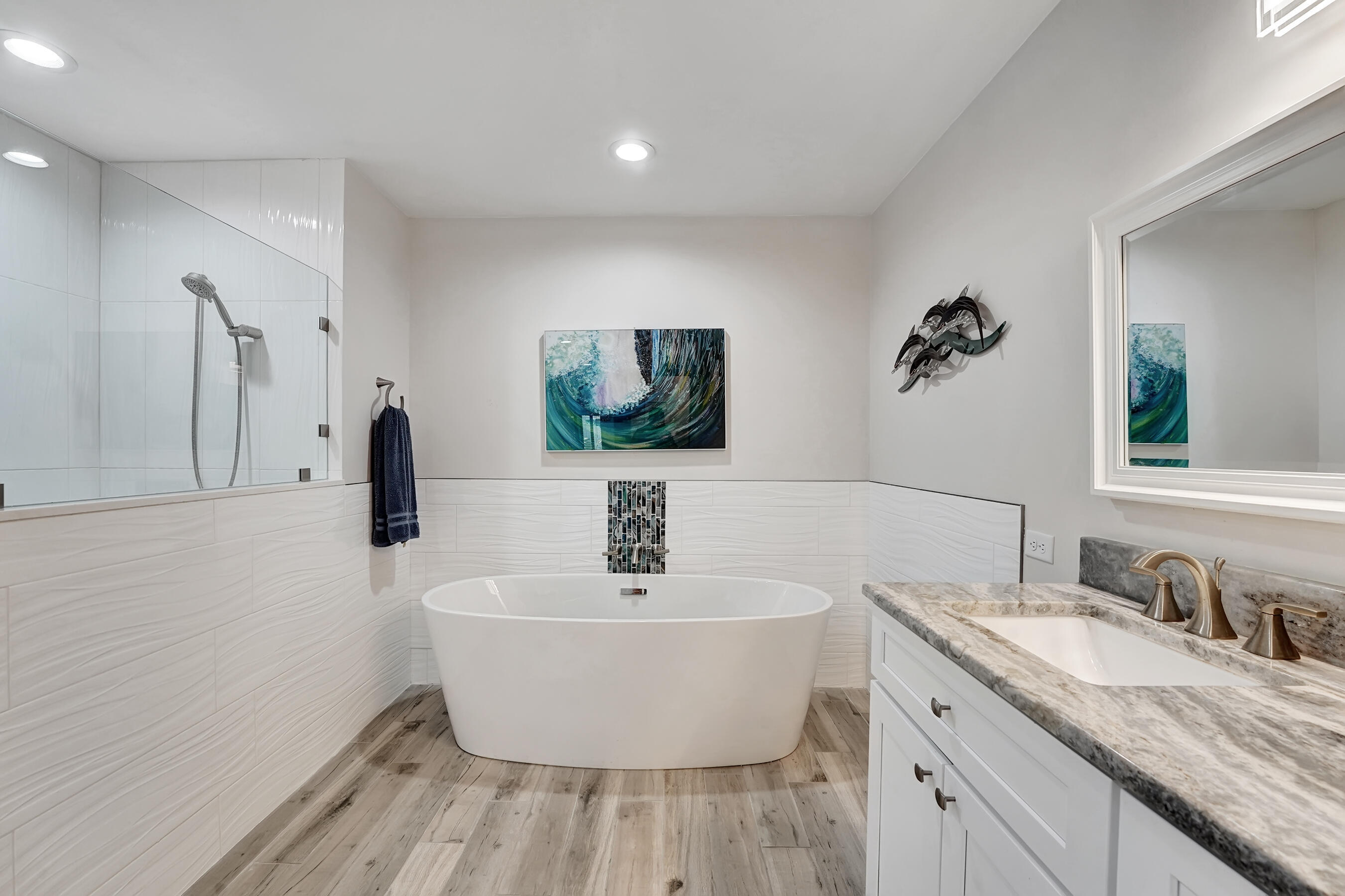 RIDGE AT THE BLUFFS - Residential Lease