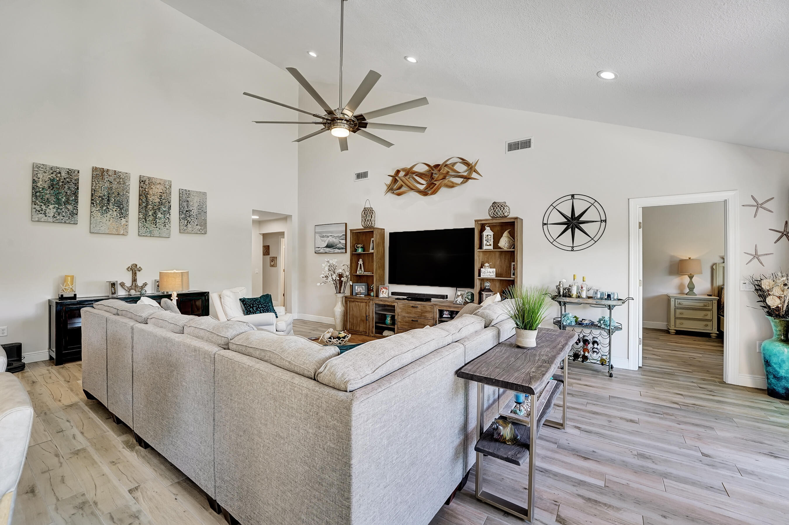 RIDGE AT THE BLUFFS - Residential Lease