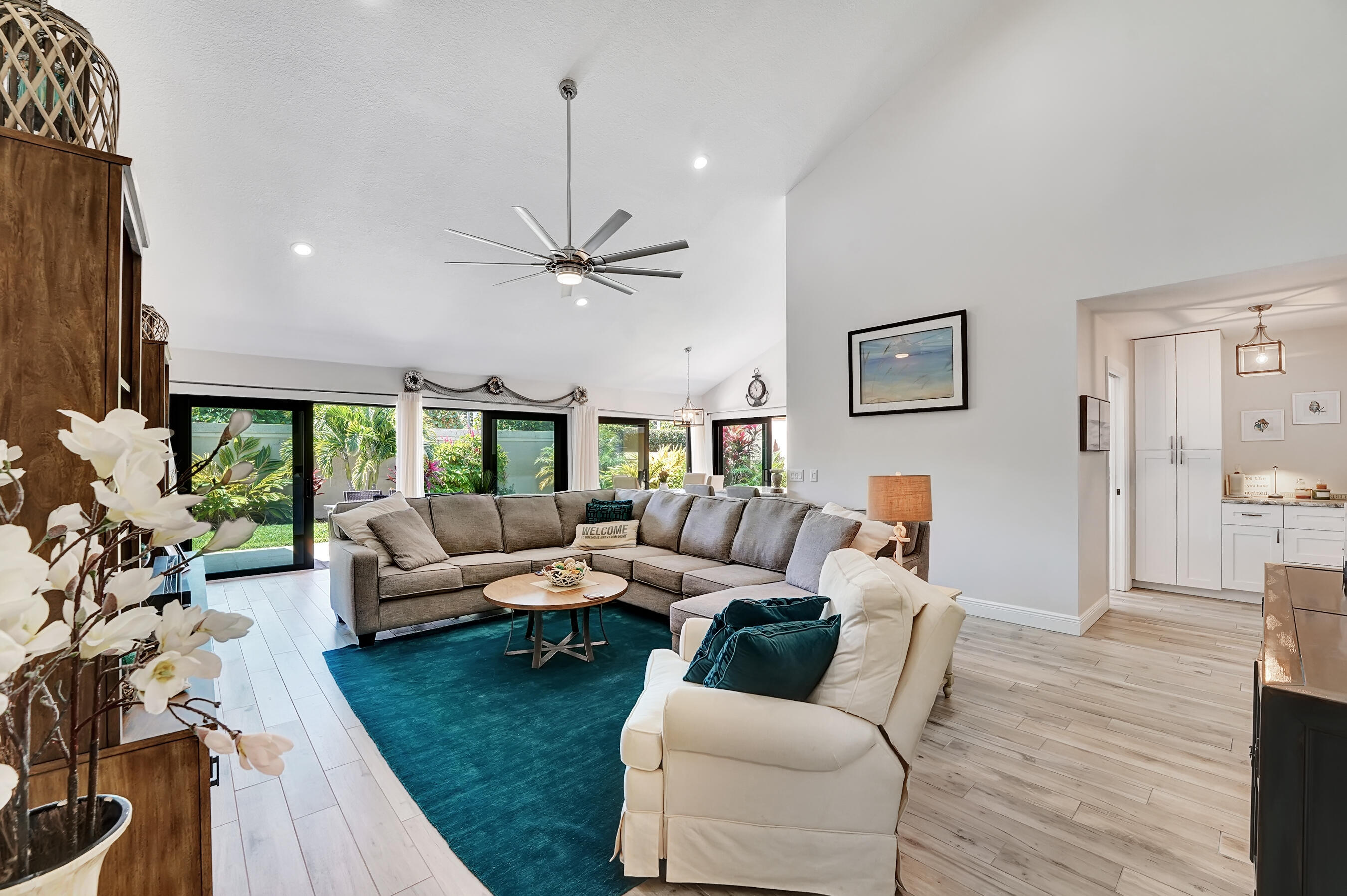 RIDGE AT THE BLUFFS - Residential Lease