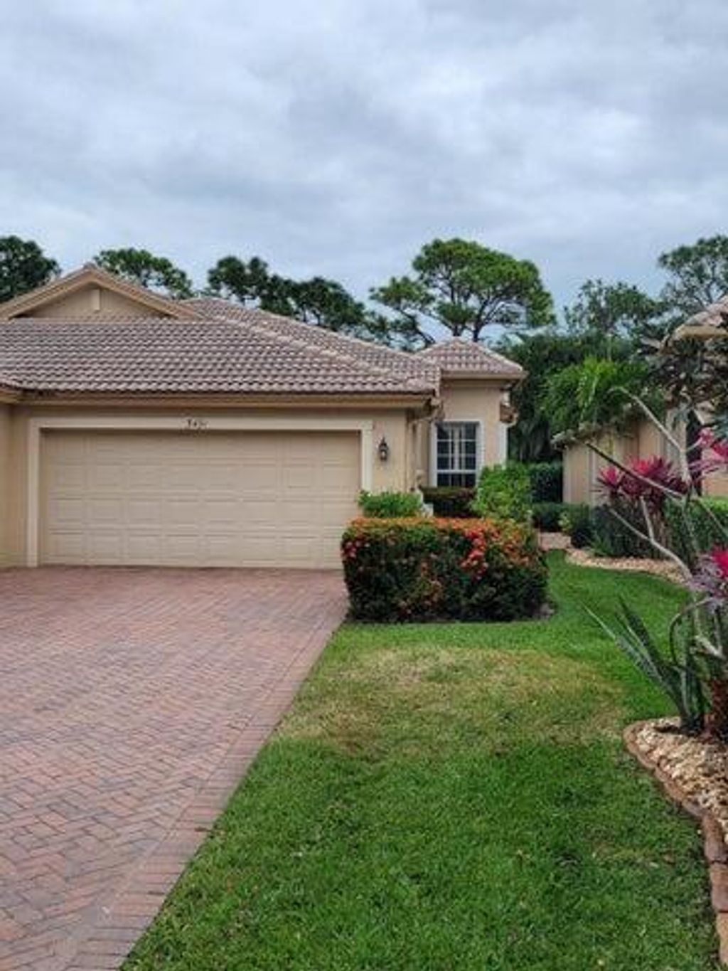 Photo of 3491 NW Willow Creek Drive, Jensen Beach, FL 34957 (MLS # R11050119)