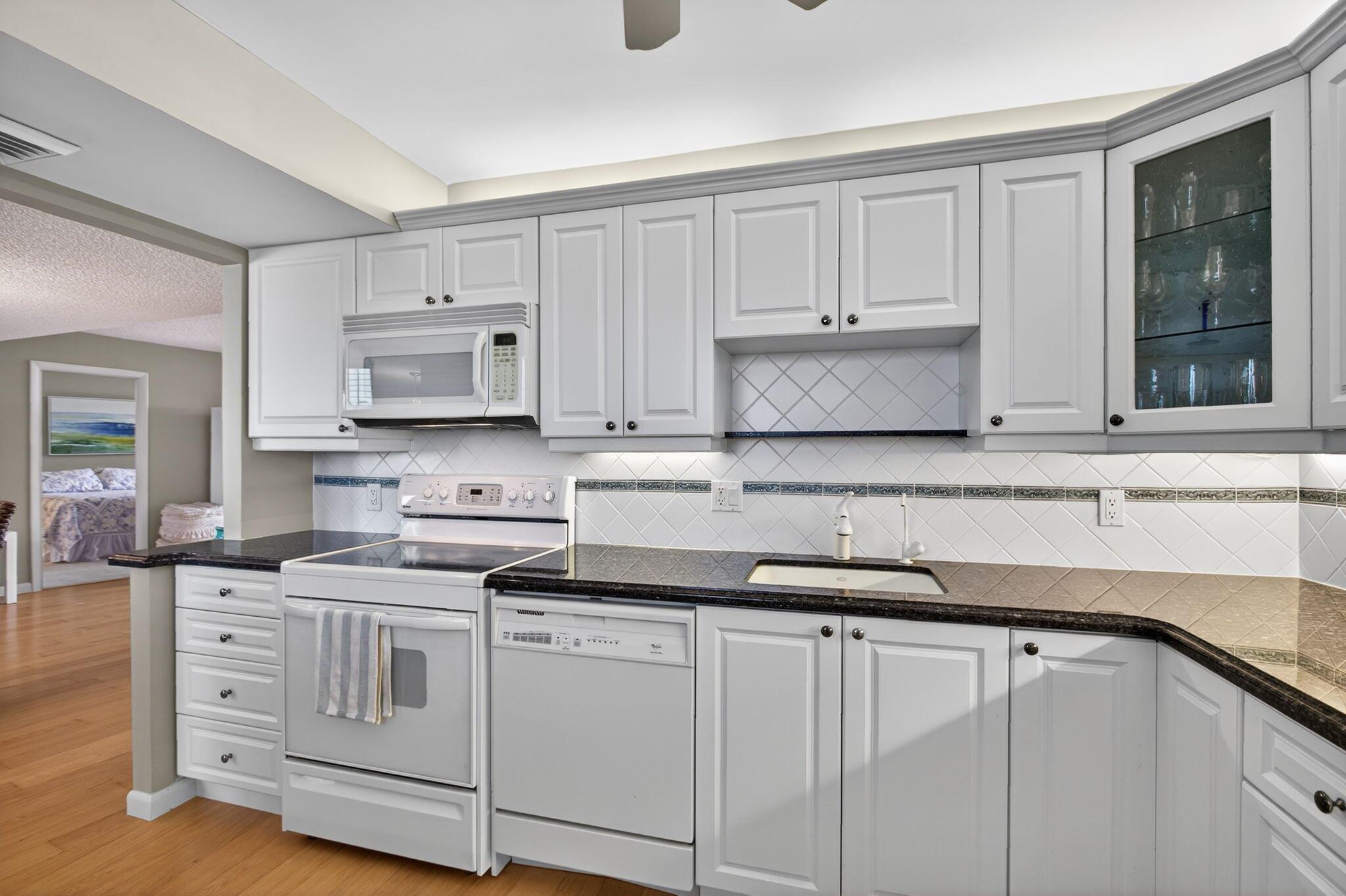 OCEAN TRAIL CONDO I - Residential