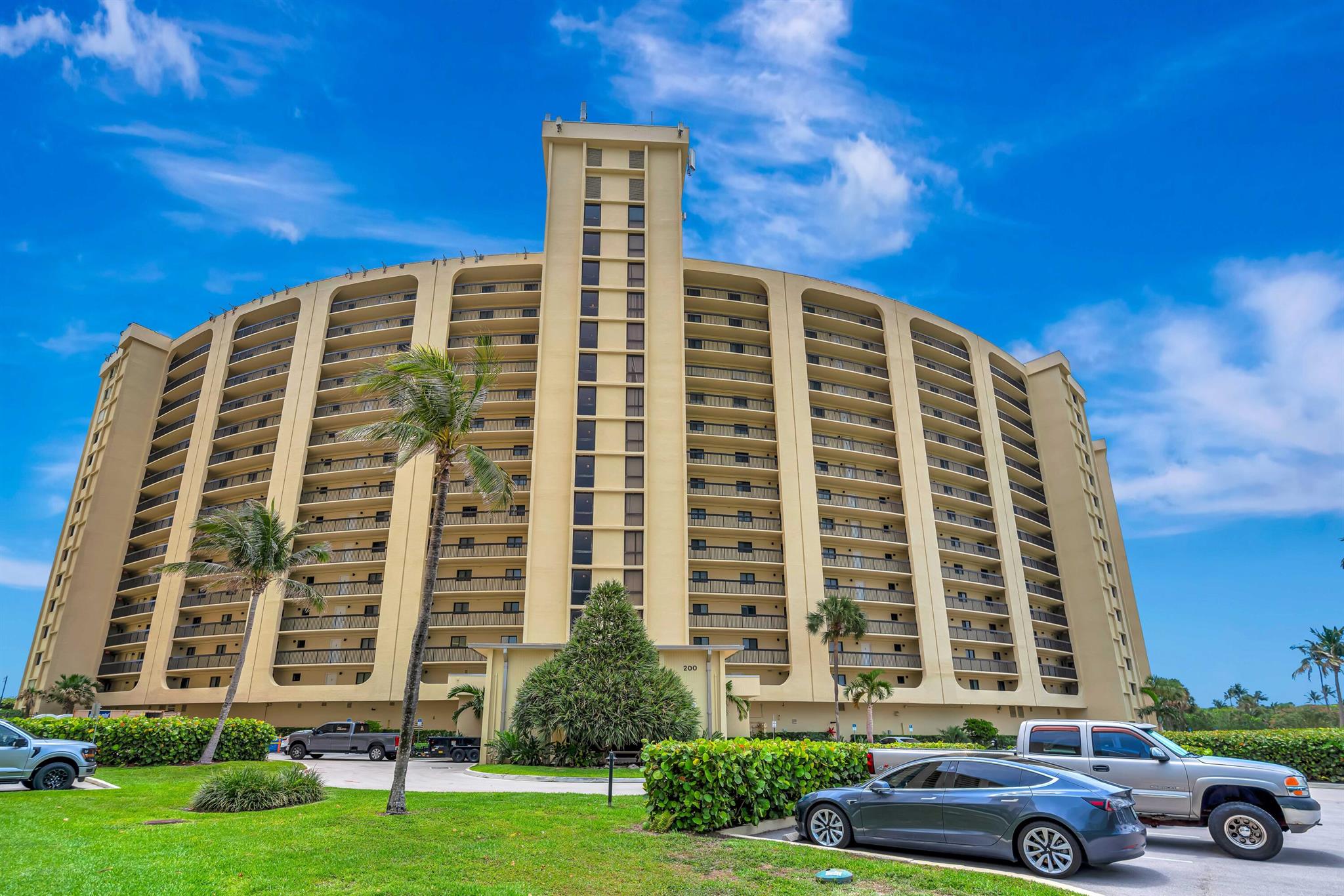 OCEAN TRAIL CONDO I - Residential