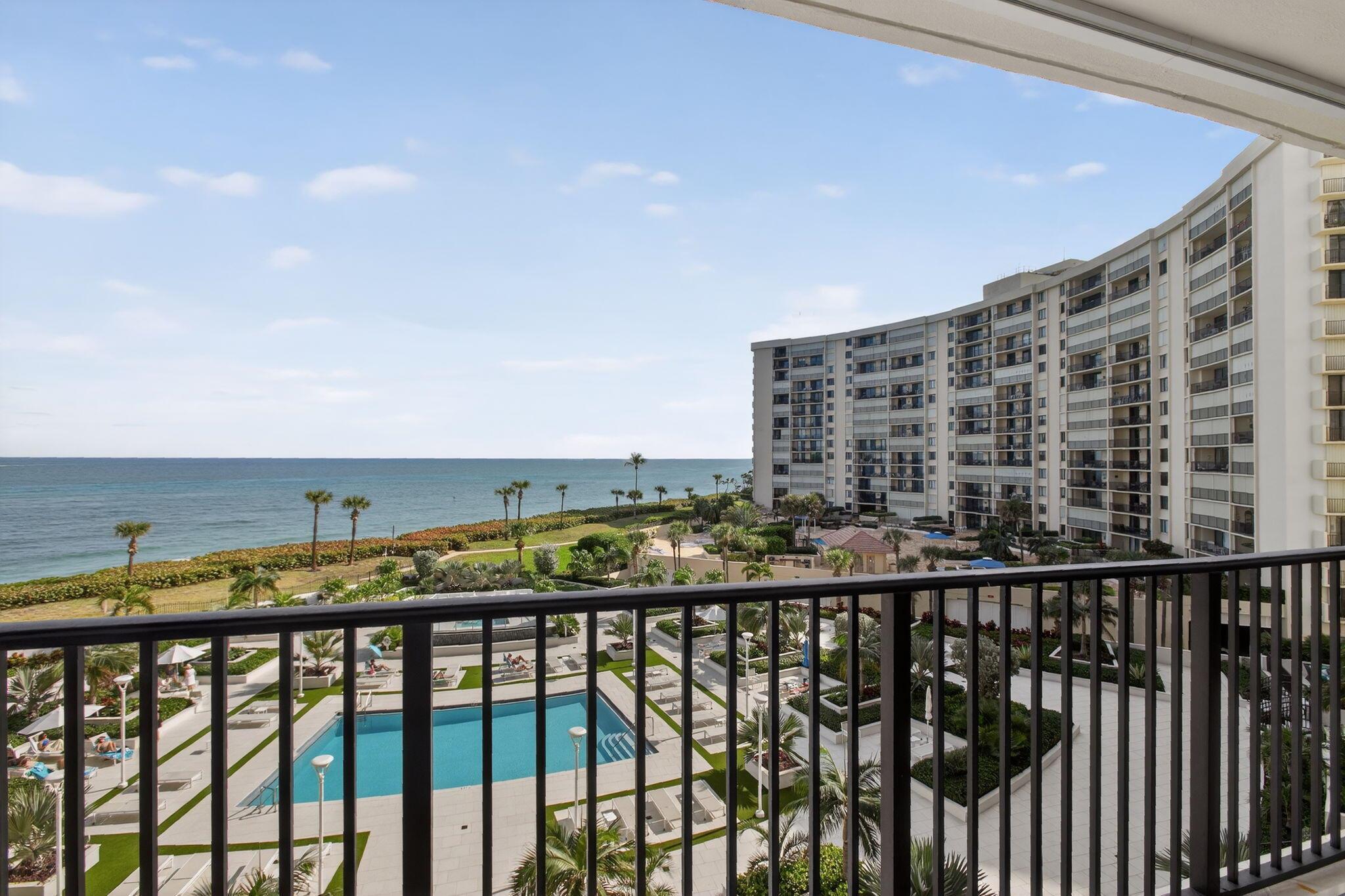 OCEAN TRAIL CONDO I - Residential