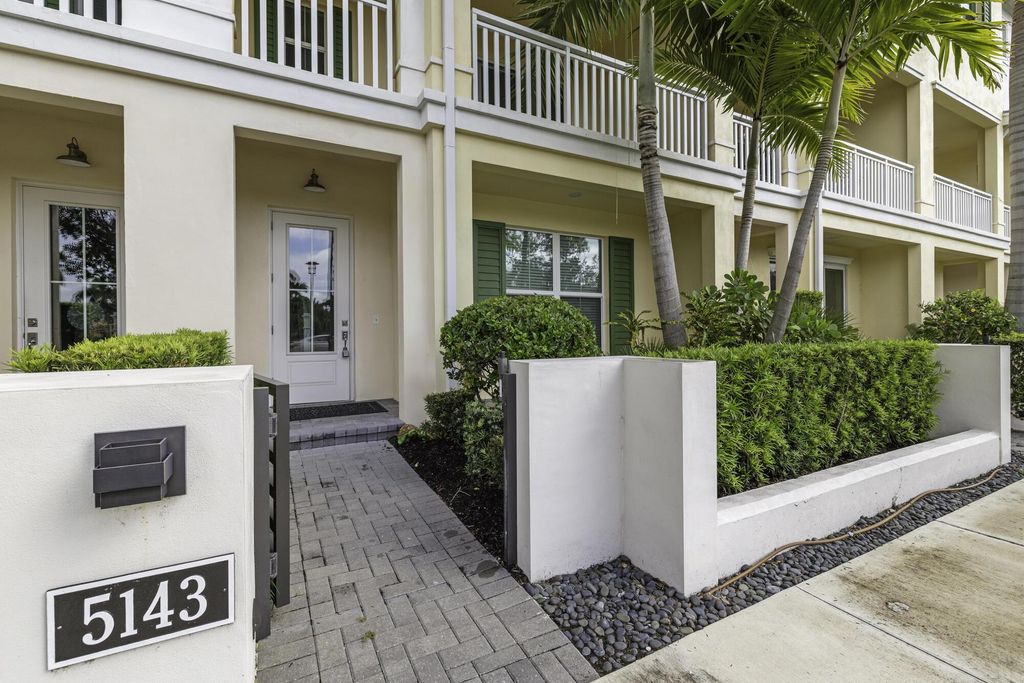 Photo of 5143 Beckman Terrace, Palm Beach Gardens, FL 33418 (MLS # R11113704)