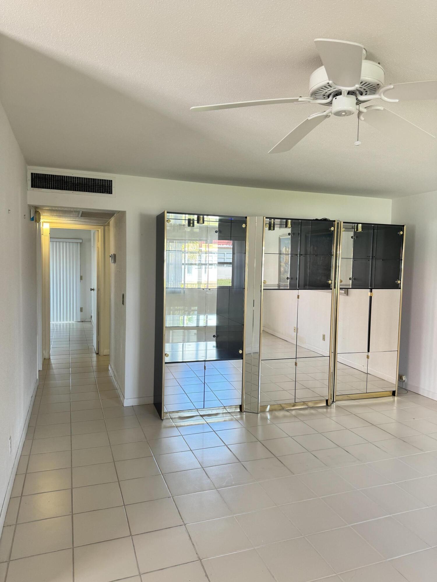 KINGS POINT - Residential