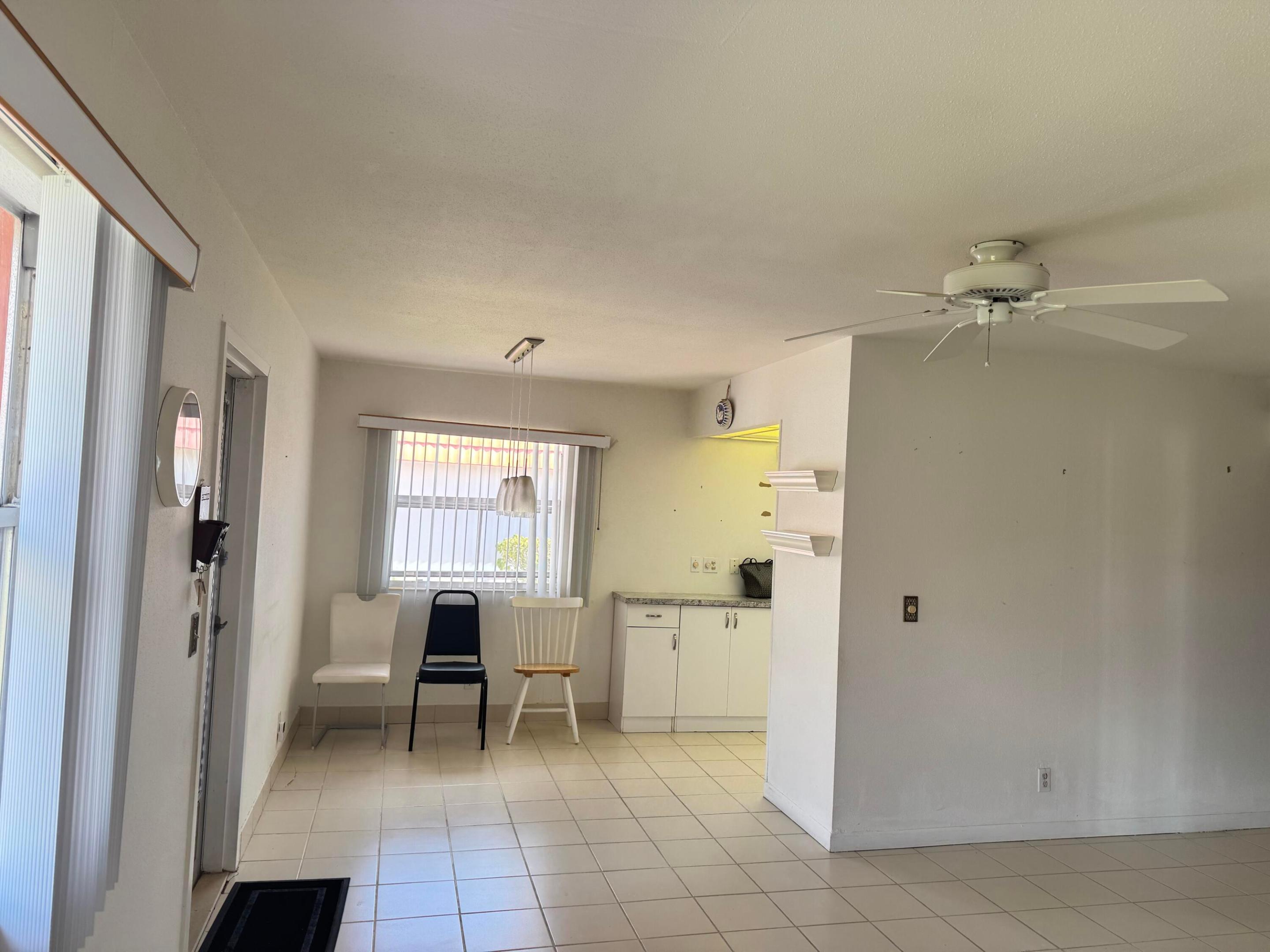 KINGS POINT - Residential