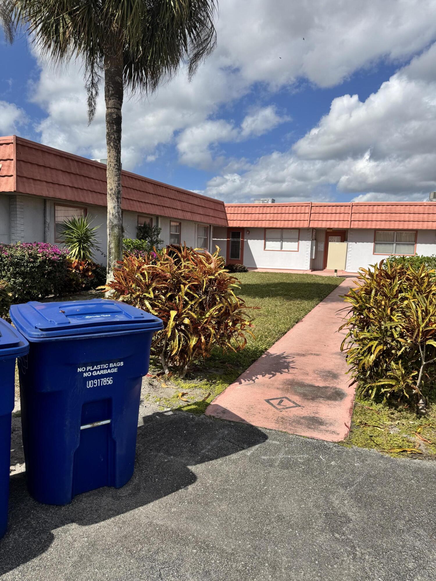 KINGS POINT - Residential