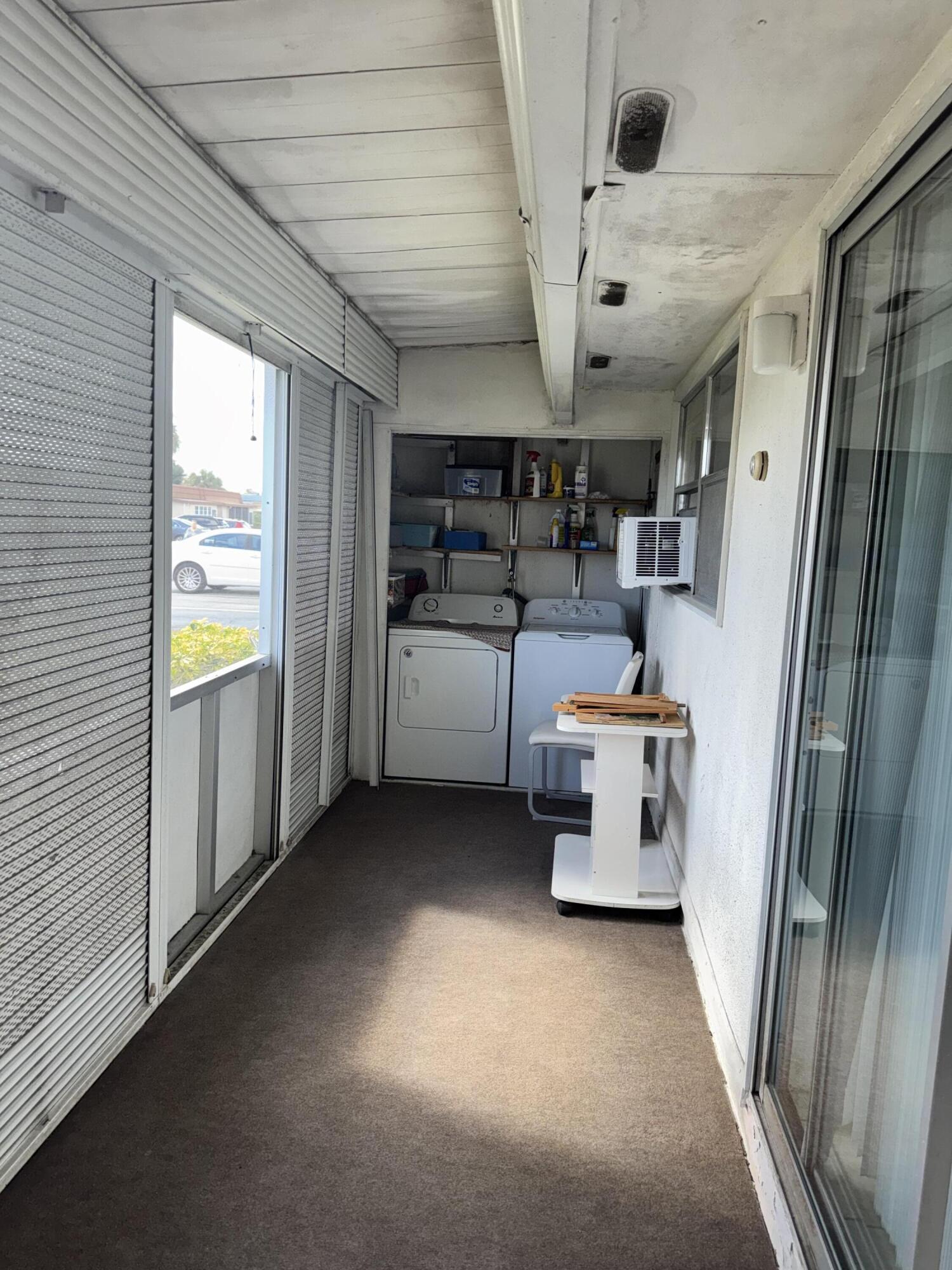 KINGS POINT - Residential