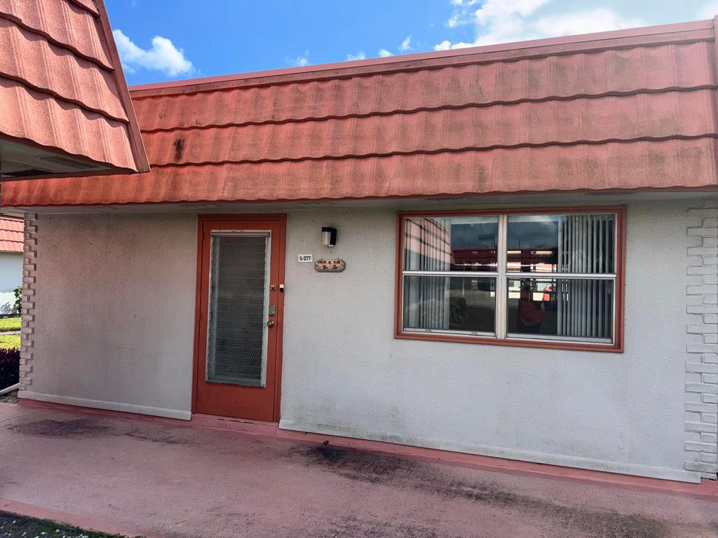 Photo of 277 Seville L, Delray Beach, FL 33446 (MLS # R11162187)