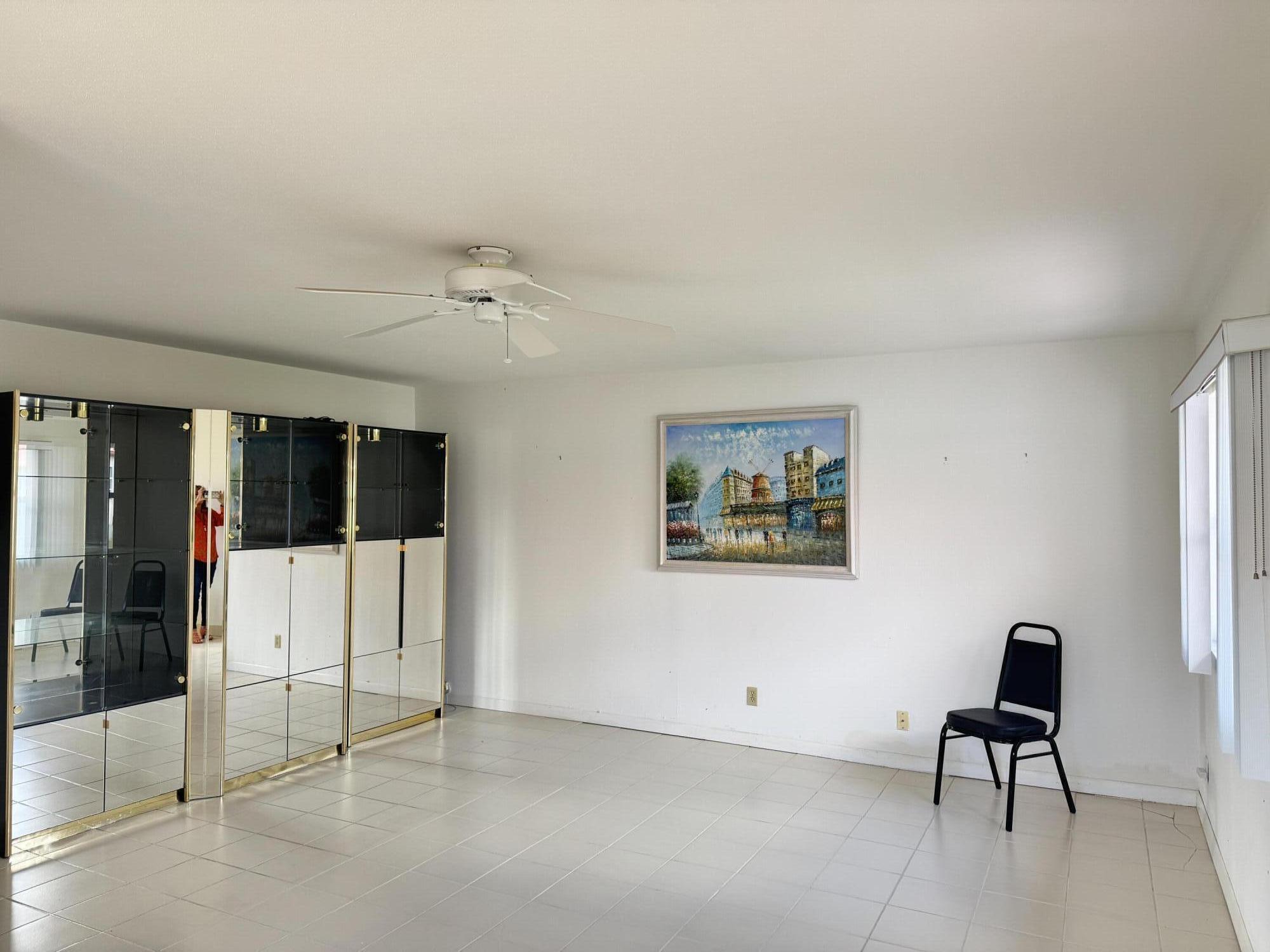 KINGS POINT - Residential