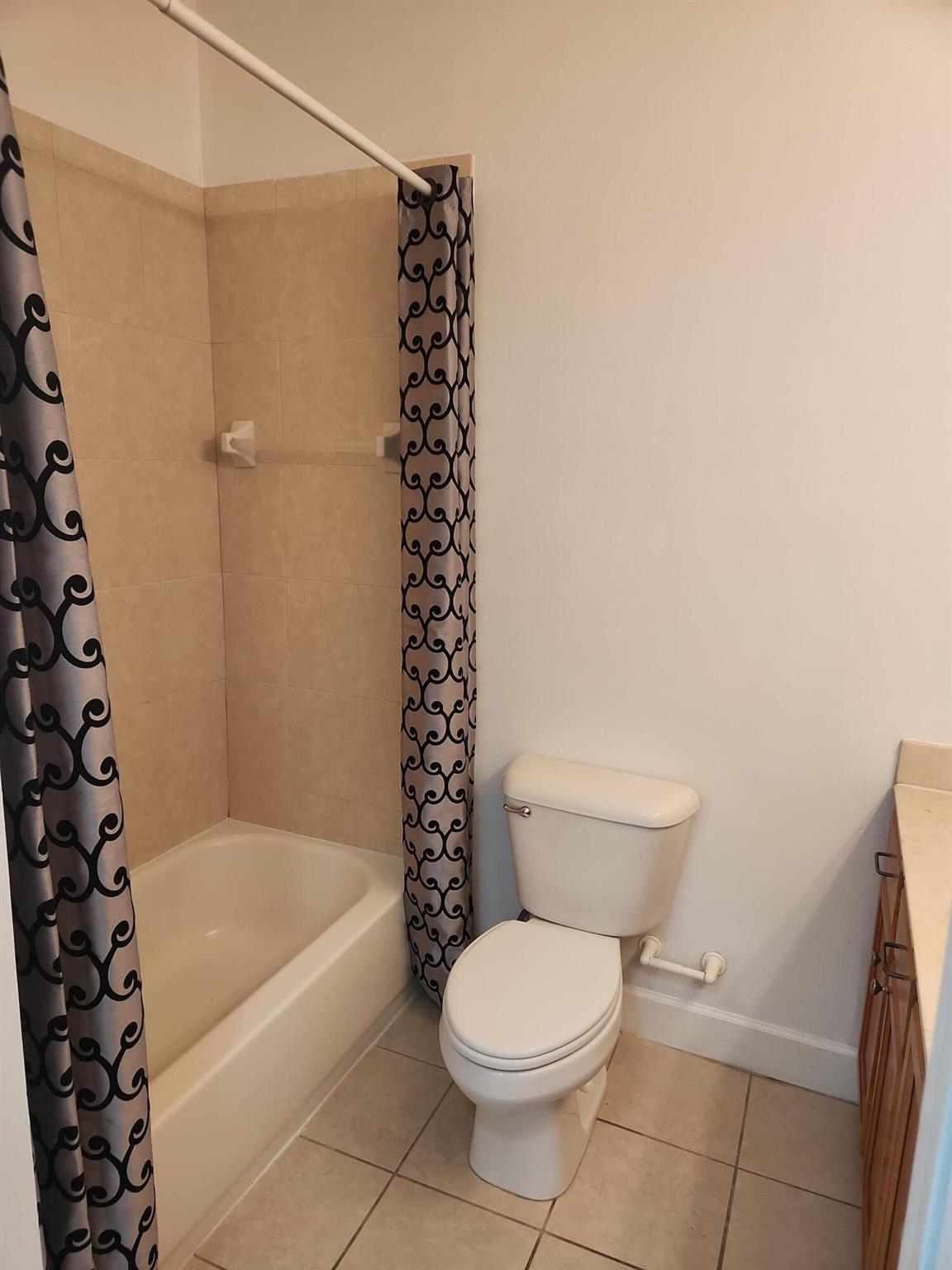 Gator Trace - Residential Lease