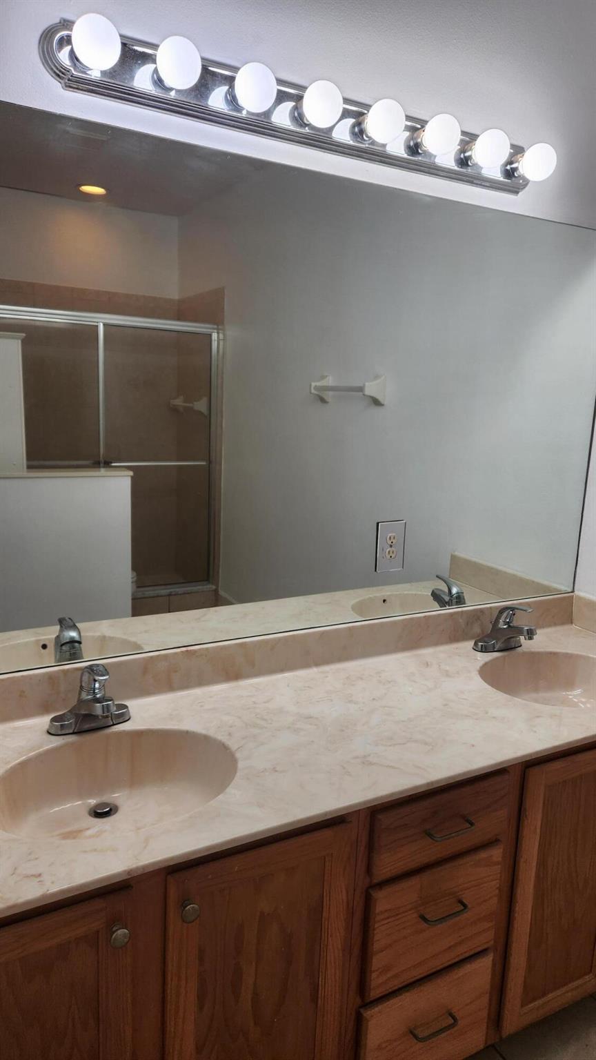 Gator Trace - Residential Lease