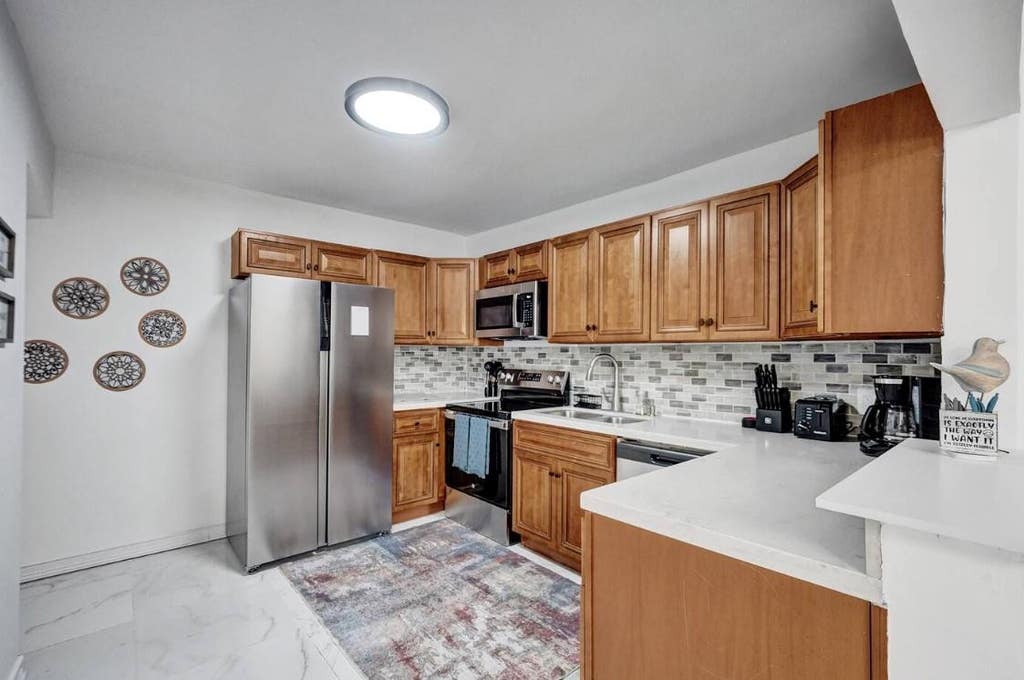 Photo of 2001 Washington Street, Hollywood, FL 33020 (MLS # B26062549)
