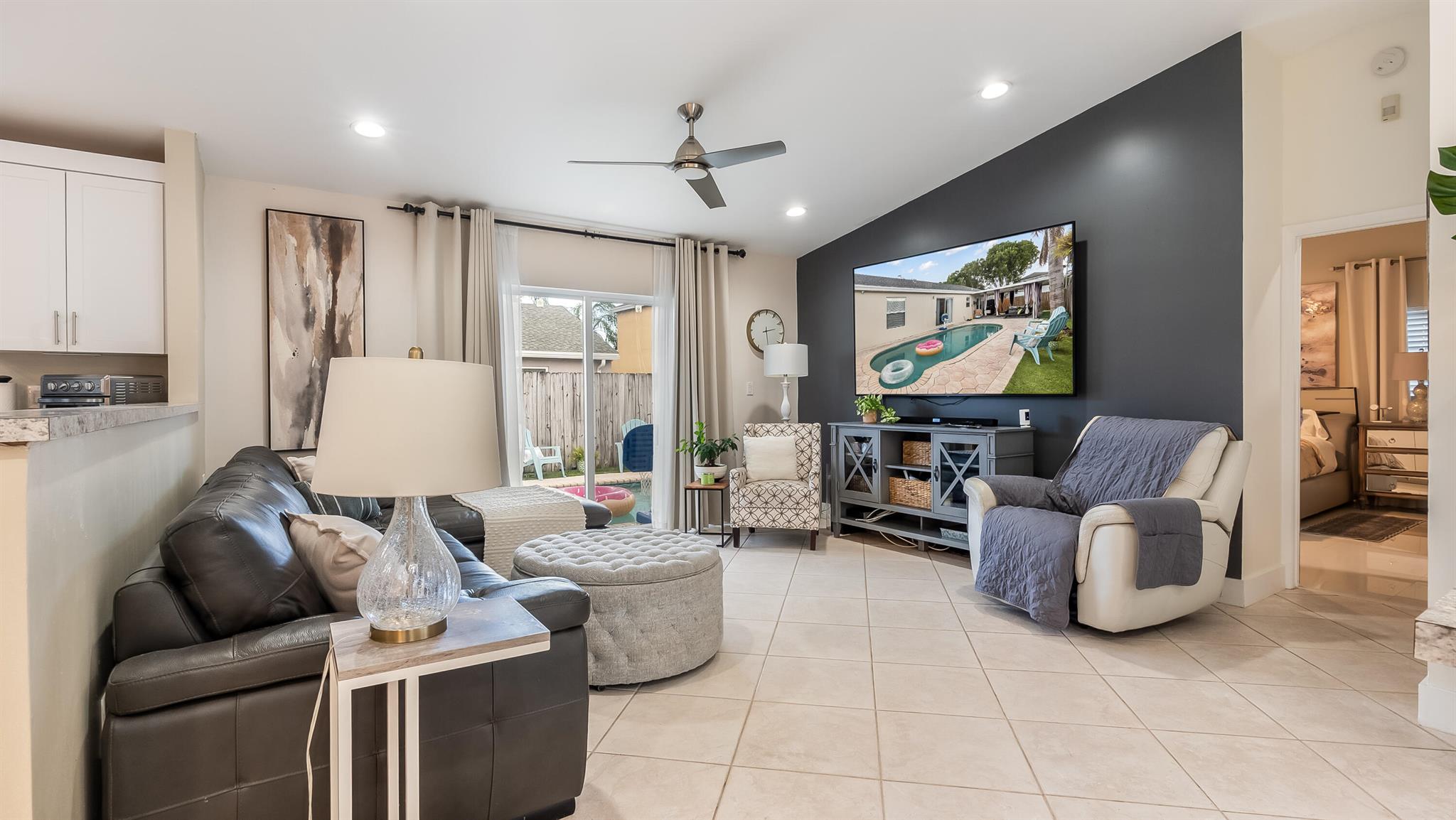 COUNTRY CREEK MASTER - Residential